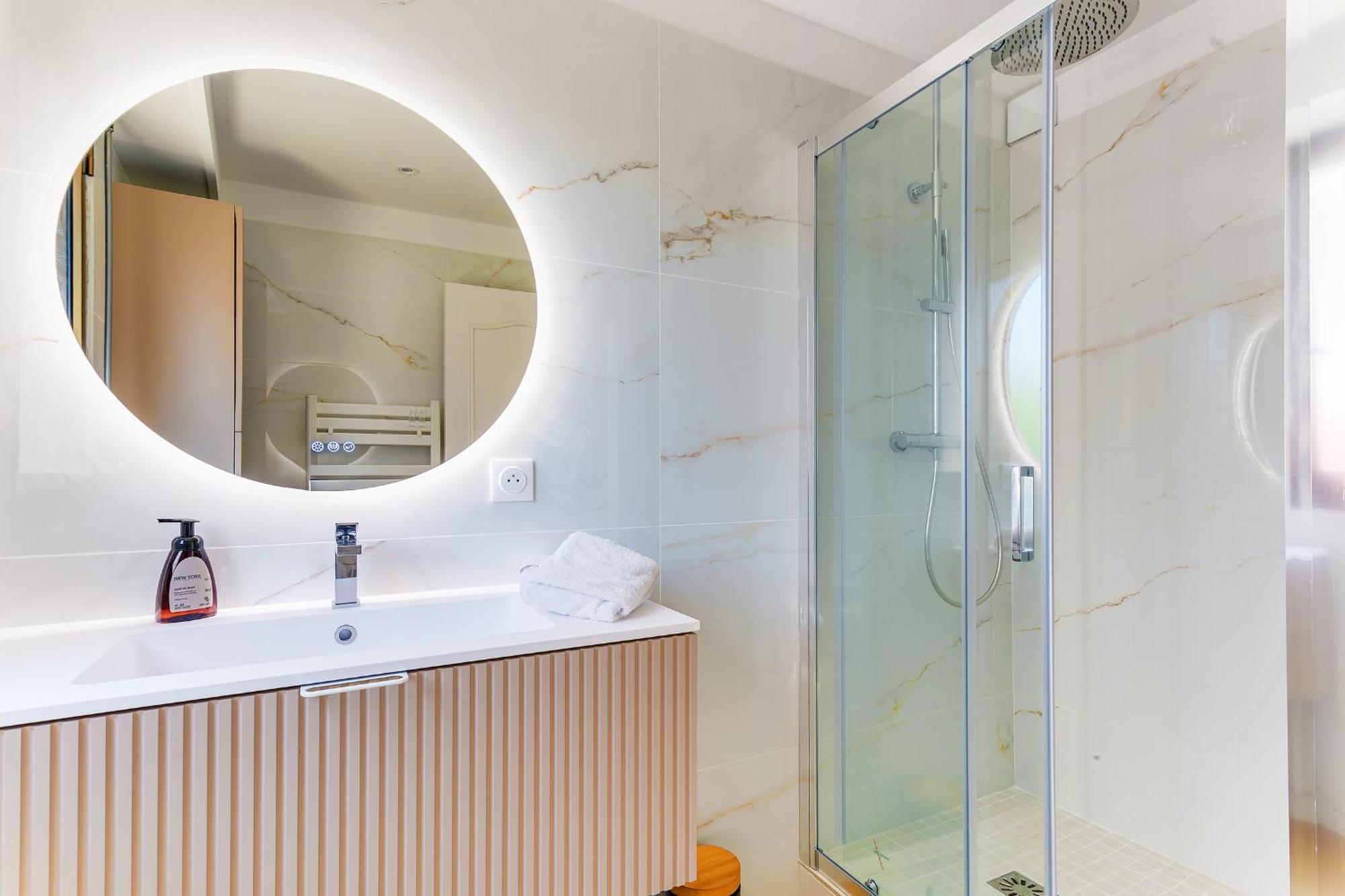 Azur33 By Bookking Guys Apartment
