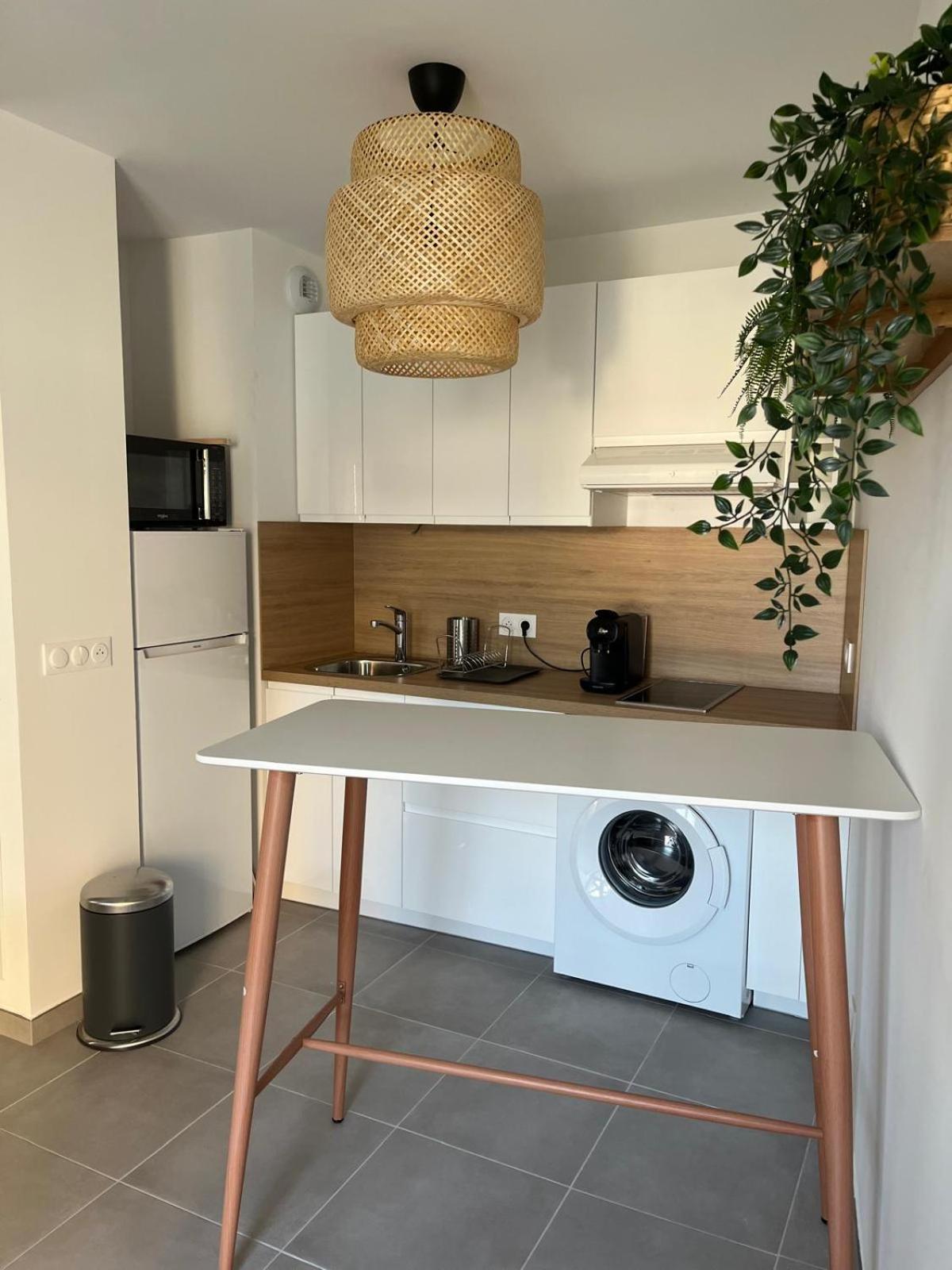 Apartment 2 Charming Close To Port And Transport *