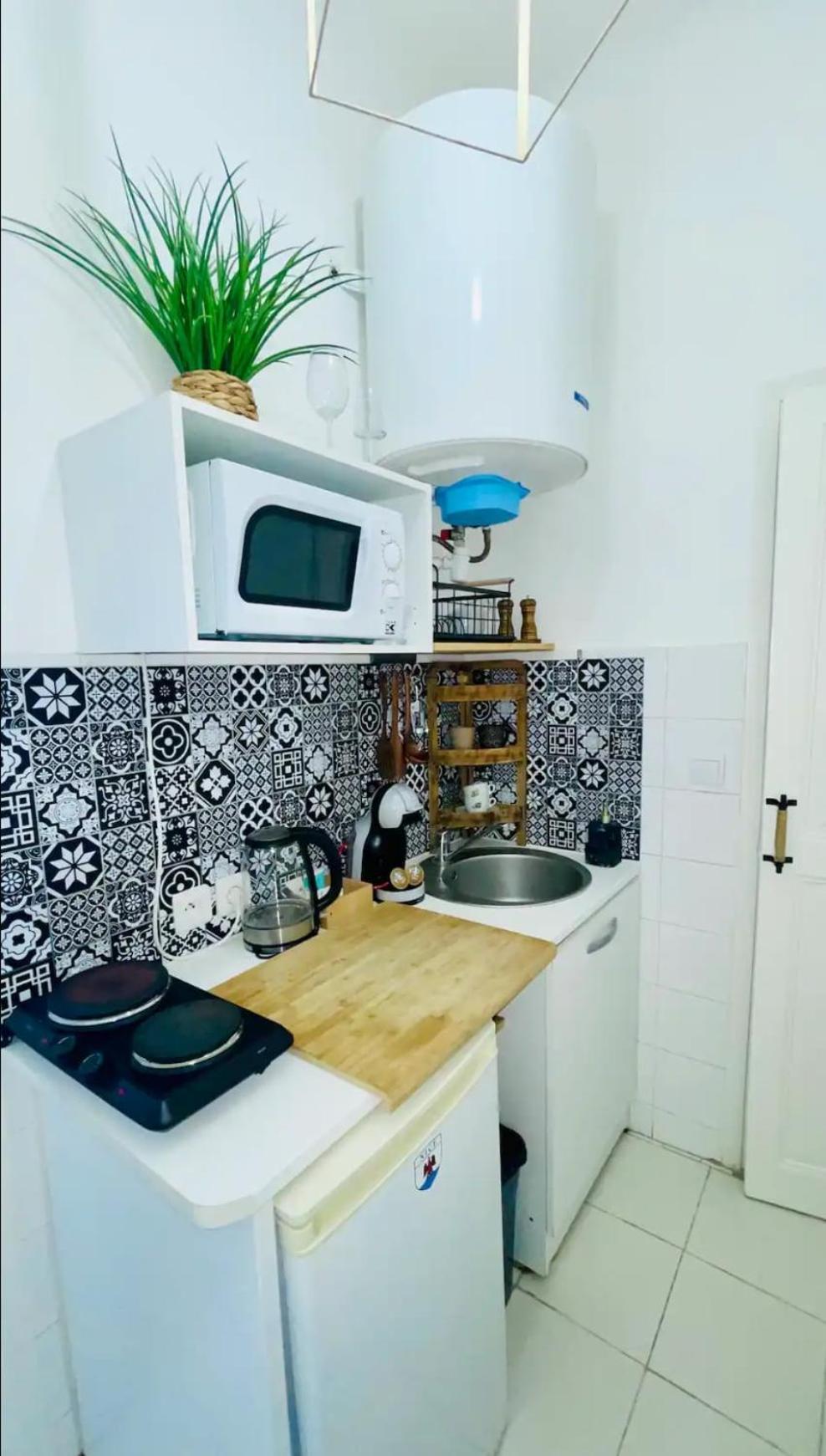 Apartment In Center Balcony *