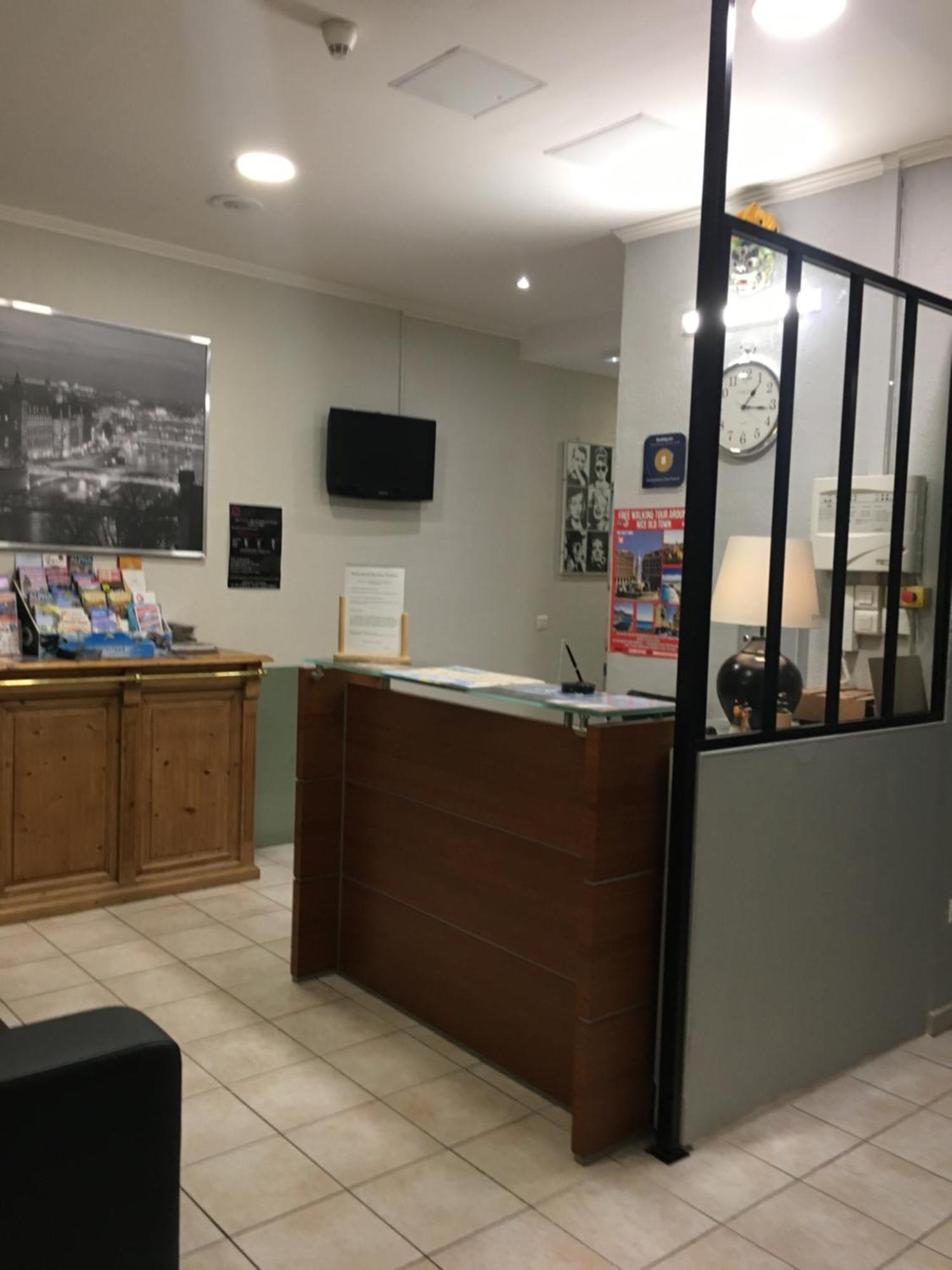 Hostel Backpackers Chez Patrick *