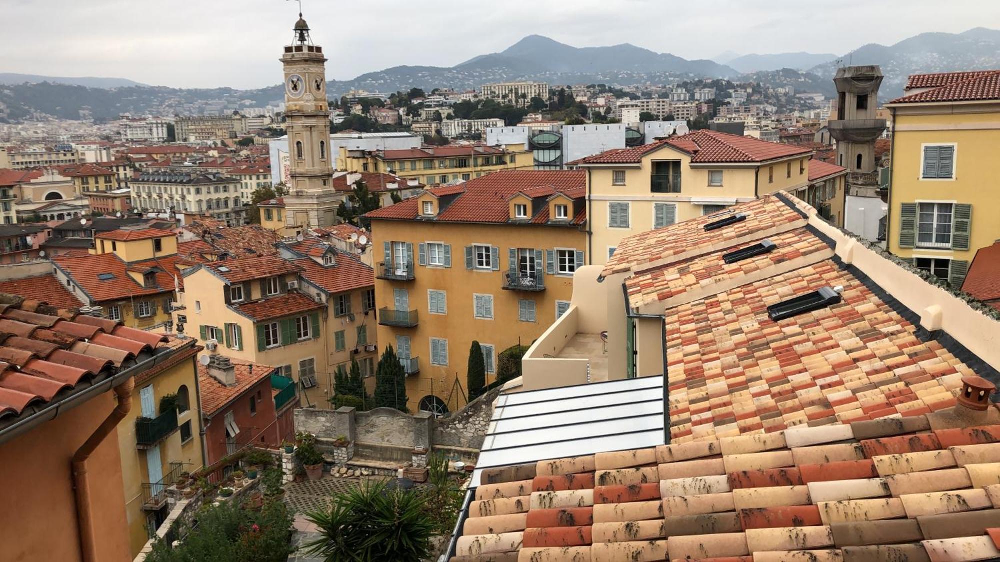 Riviera: Luminous Duplex With Panoramic View