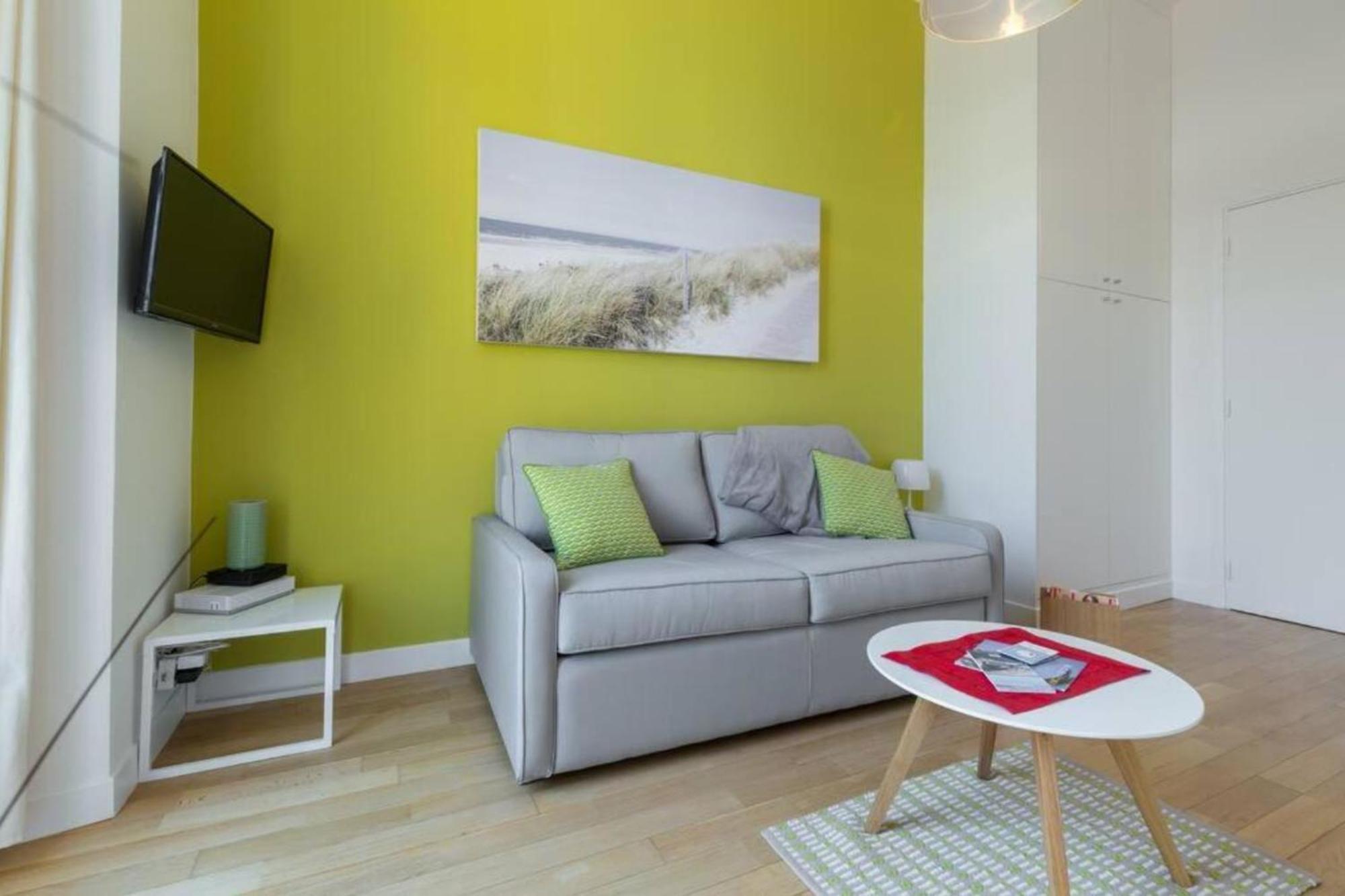 Massena 33 - Cosy Center Apartment