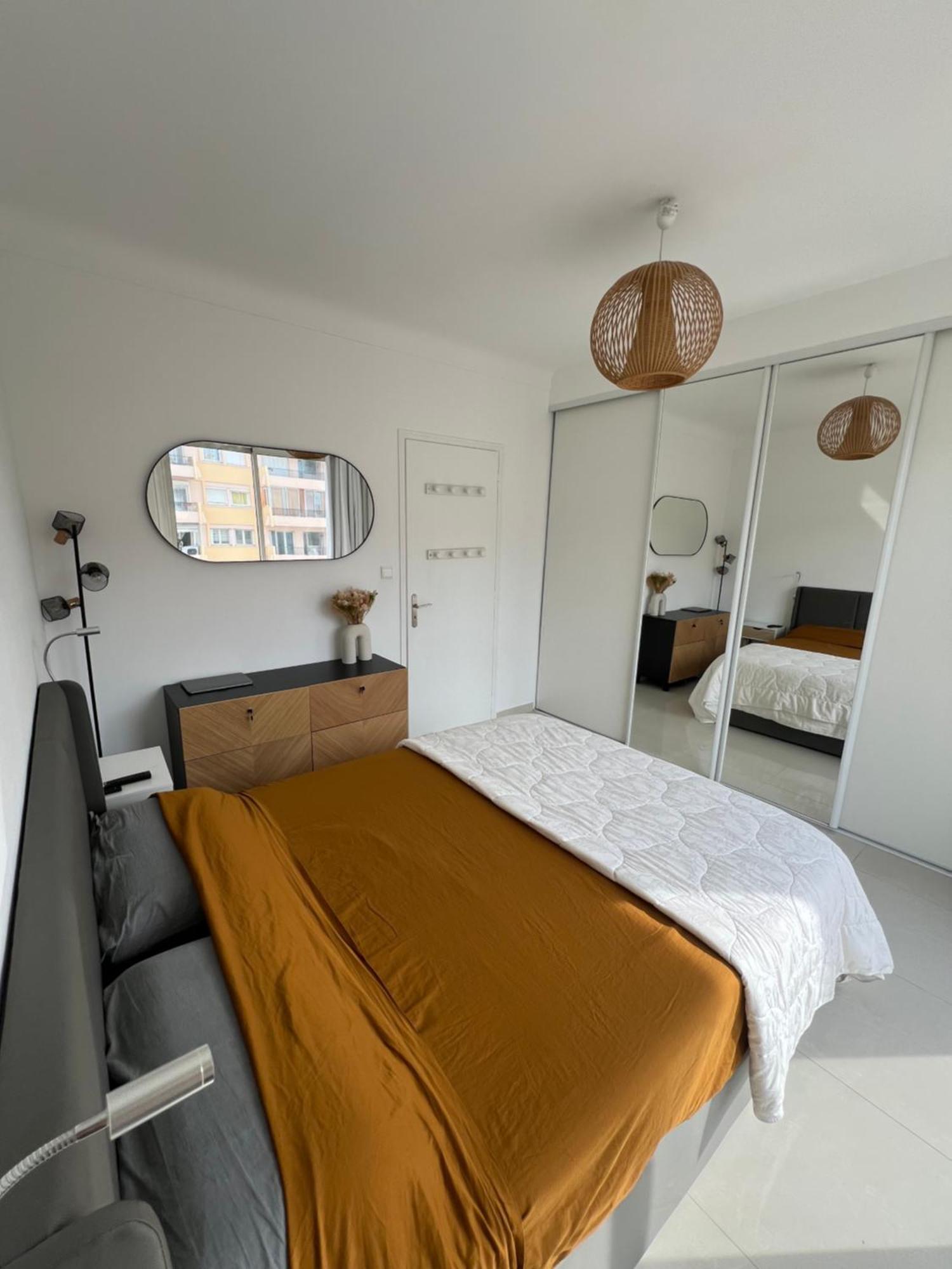 Appartement Vue Mer - Promenade Des Anglais Nice