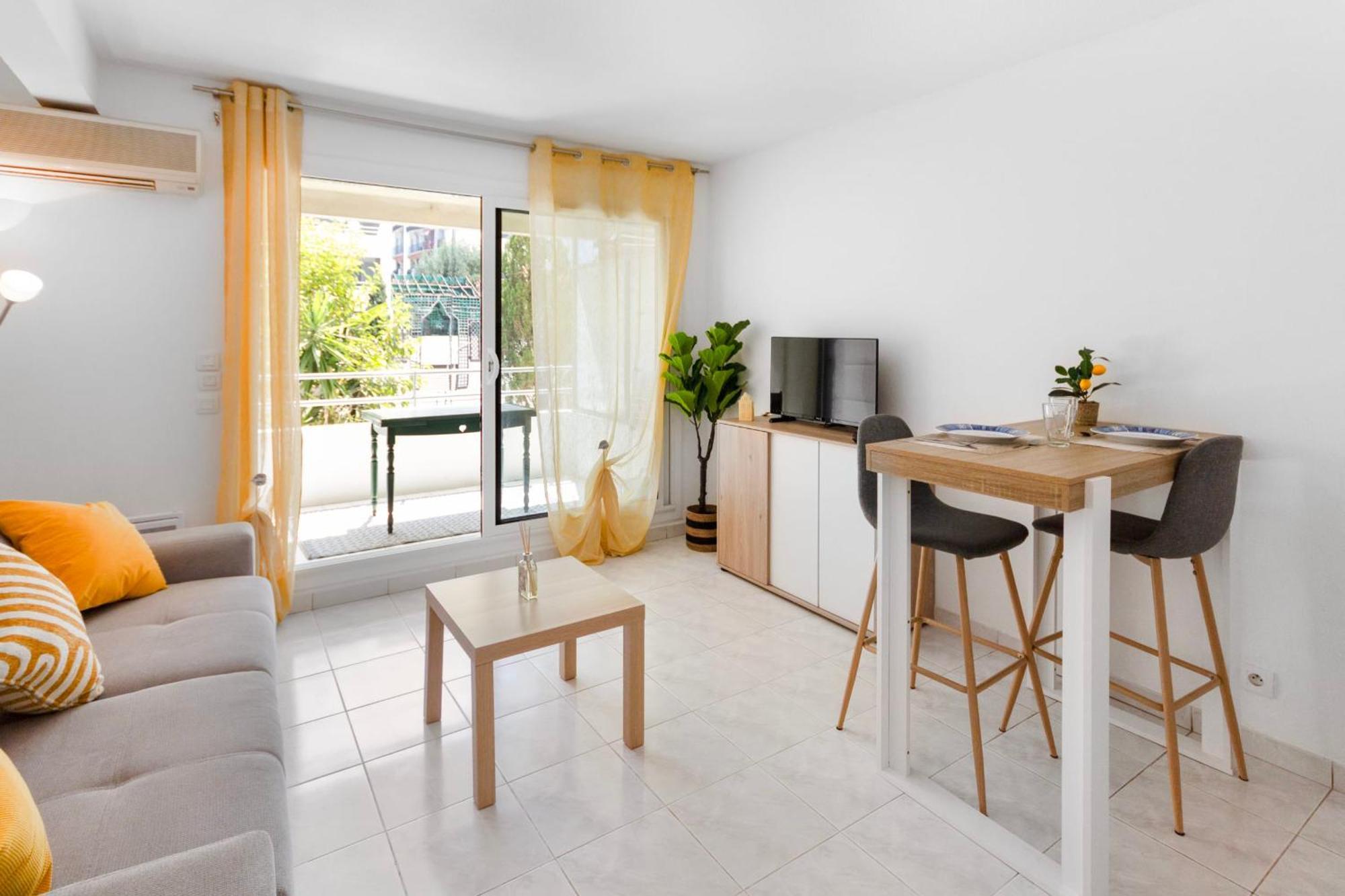 Apartment Le Seaside - - Tram - Airport - Ac *