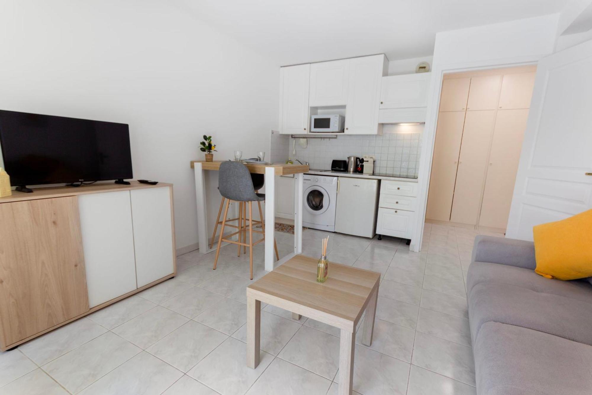 Apartment Le Seaside - - Tram - Airport - Ac *