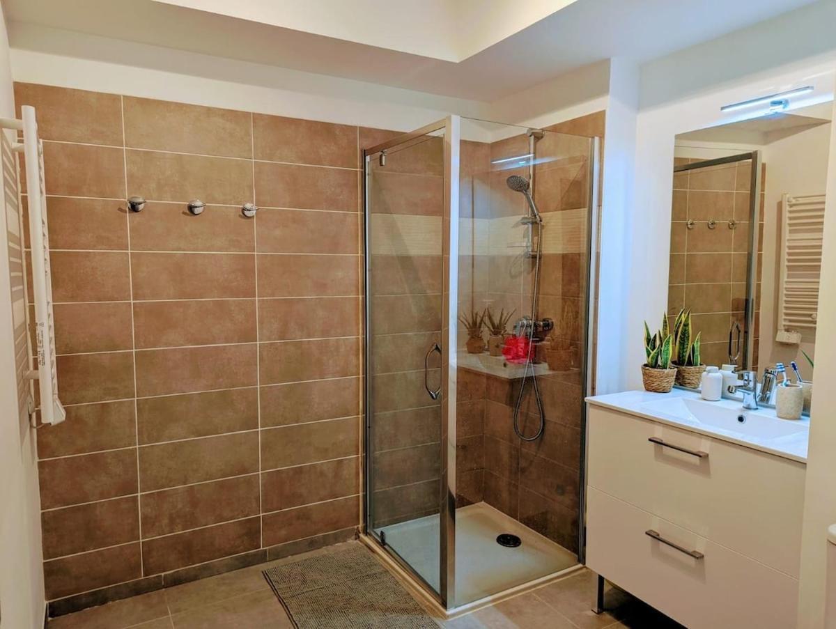 Neuf T2 Calme Avec Terrasse - Proche Marche Liberation *