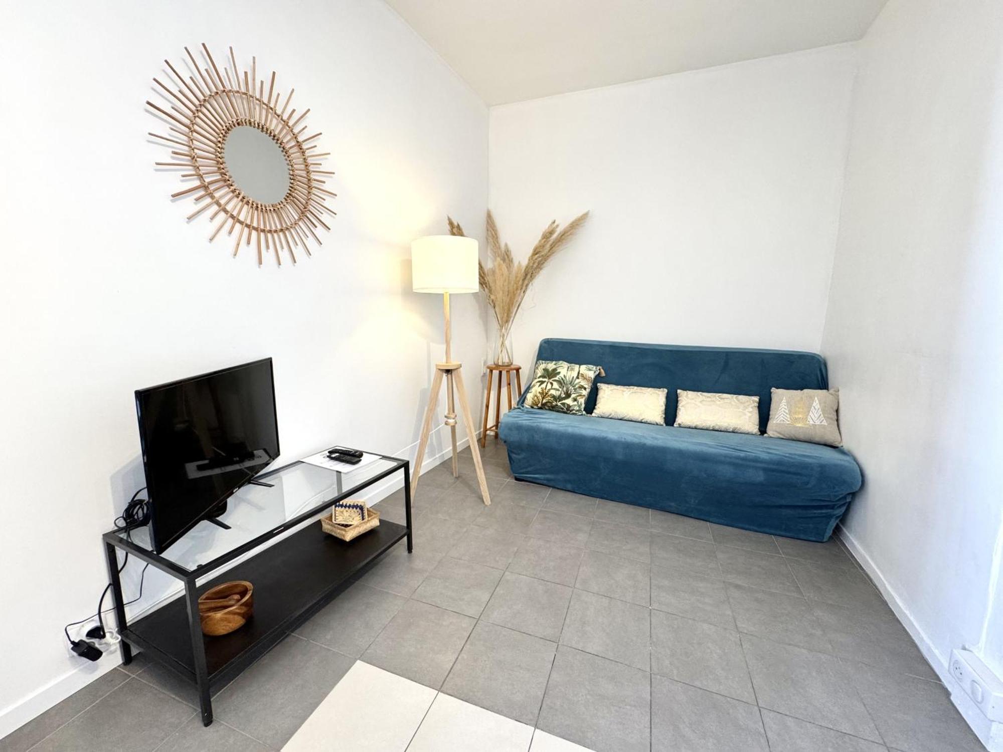 C Ot Maison De La Place - Old Town Apartment *