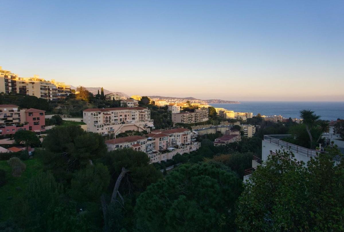 Sea-view Rooftop Terrace Apartment, Apartment *