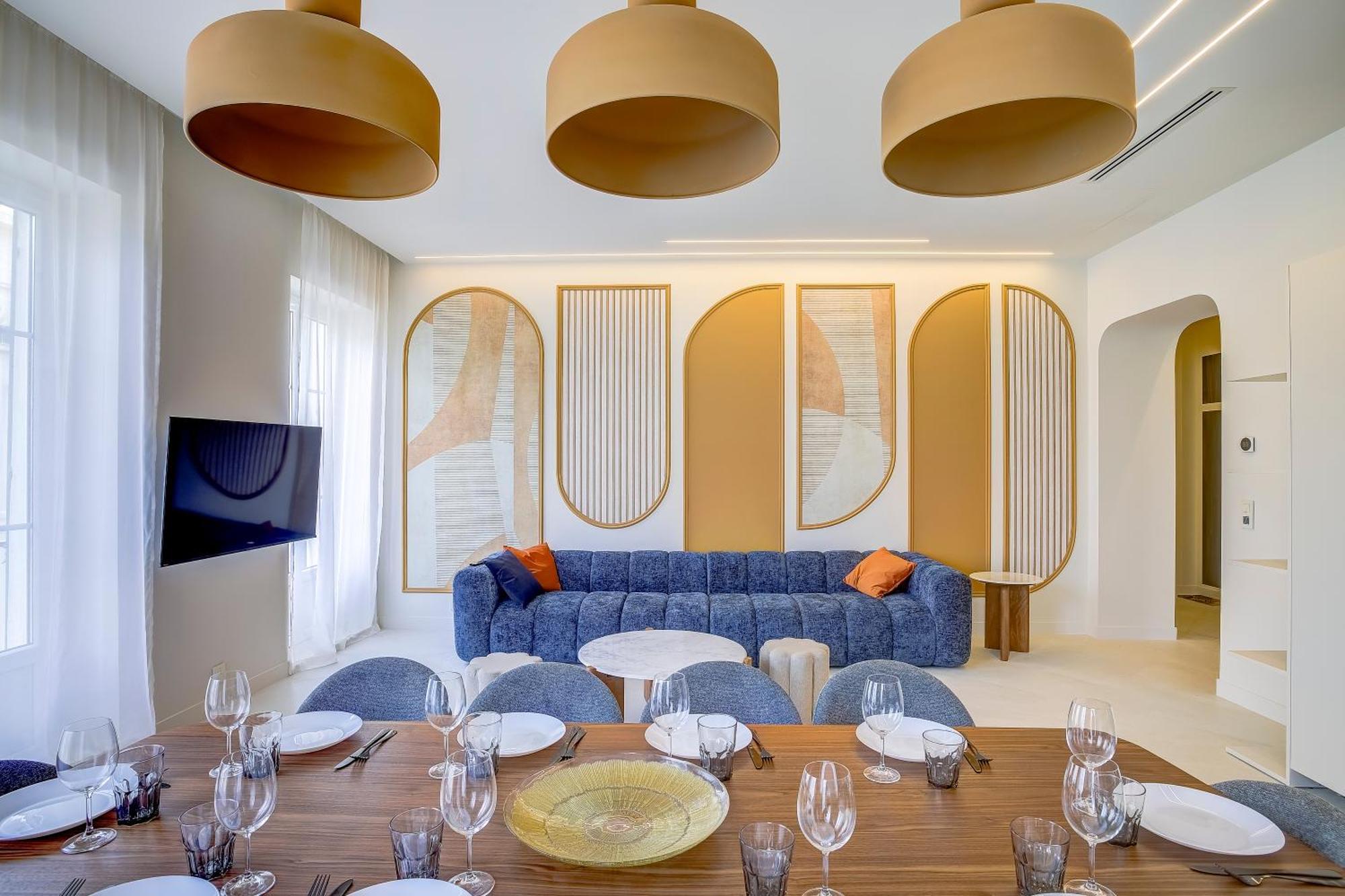 Grand Centre De Apartment