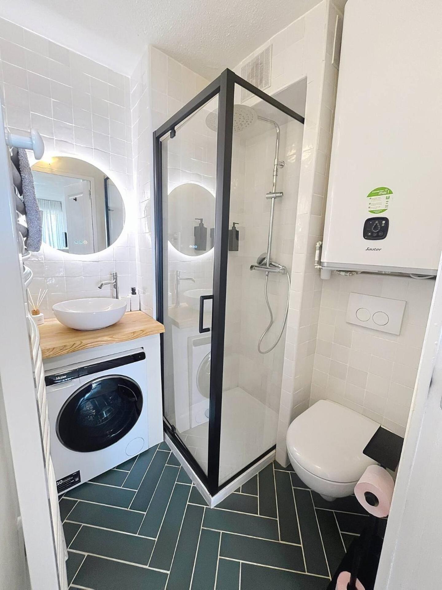 Neuf Avec Terrasse Et Apercu *