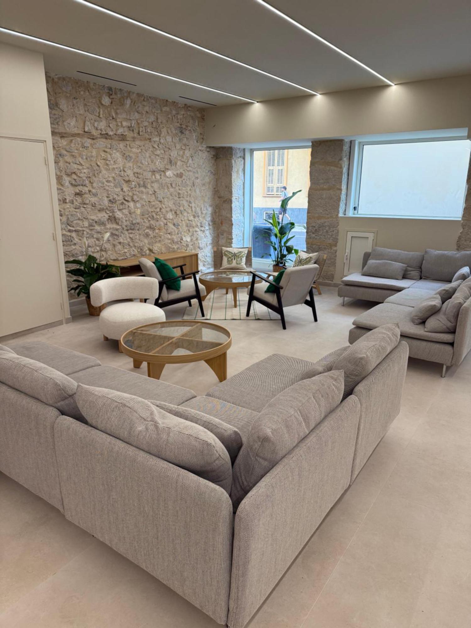 Apartment Group Hub Center 20 Beds Private Nice