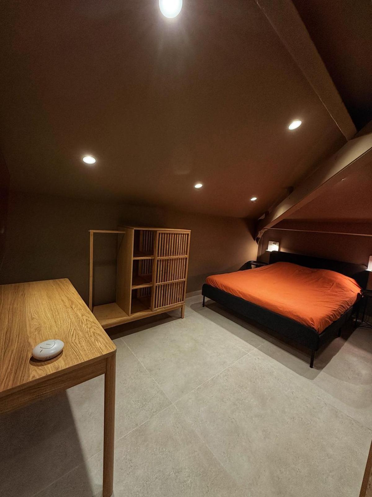 Group Hub Center 20 Beds Private Apartment