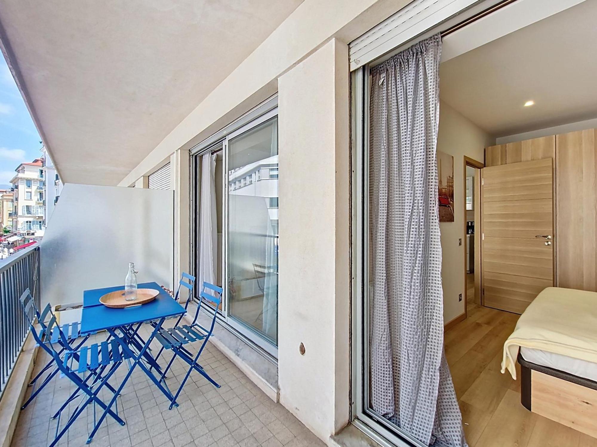 Nestor&jeeves - Maya Terrasse - Centre