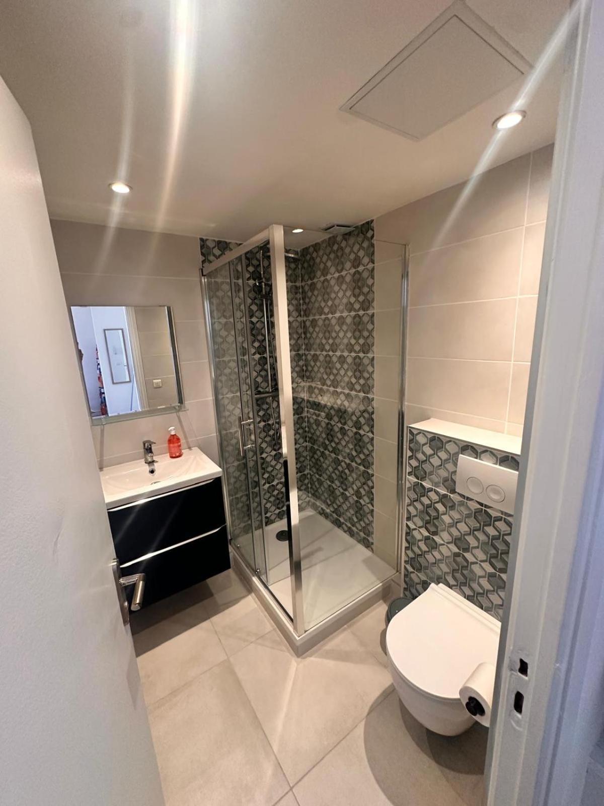 Apartment Smile Fshh