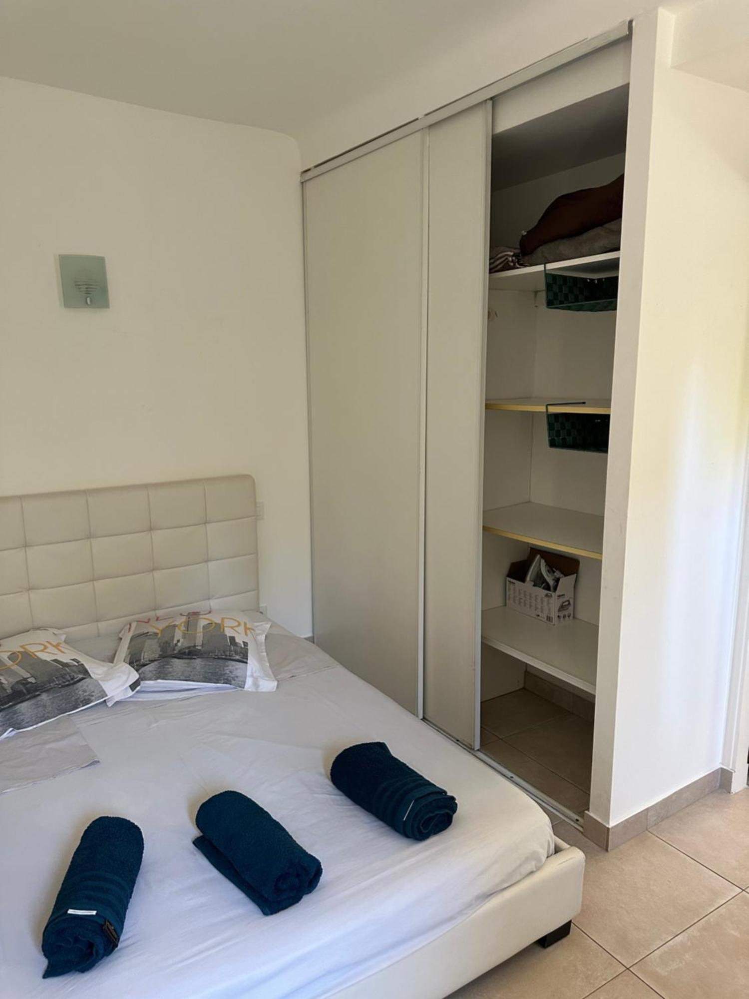 Apartment Agreable 2 Pieces En Comme A La Campagne Nice