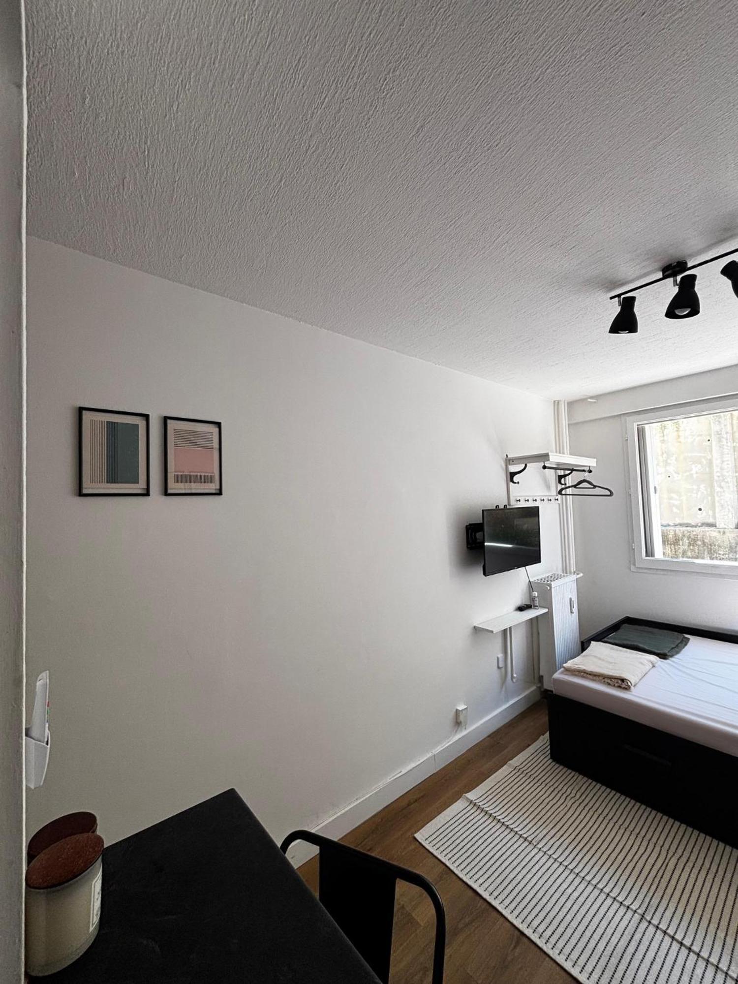 Apartamento For 2 Adults With Air-conditioning