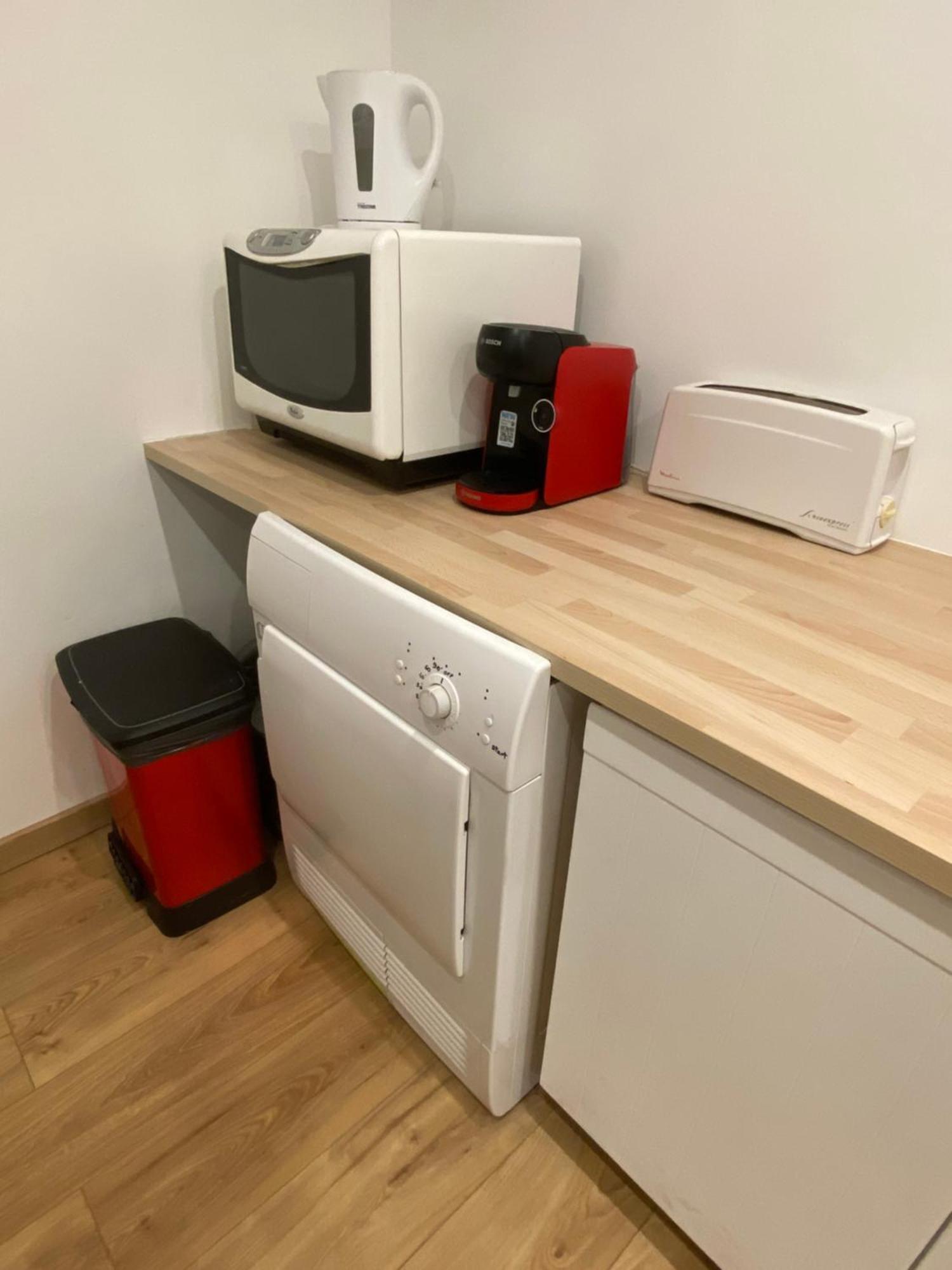 Superbe De 3p Pieces Dans Avec Piscine Et Climatisation Apartment