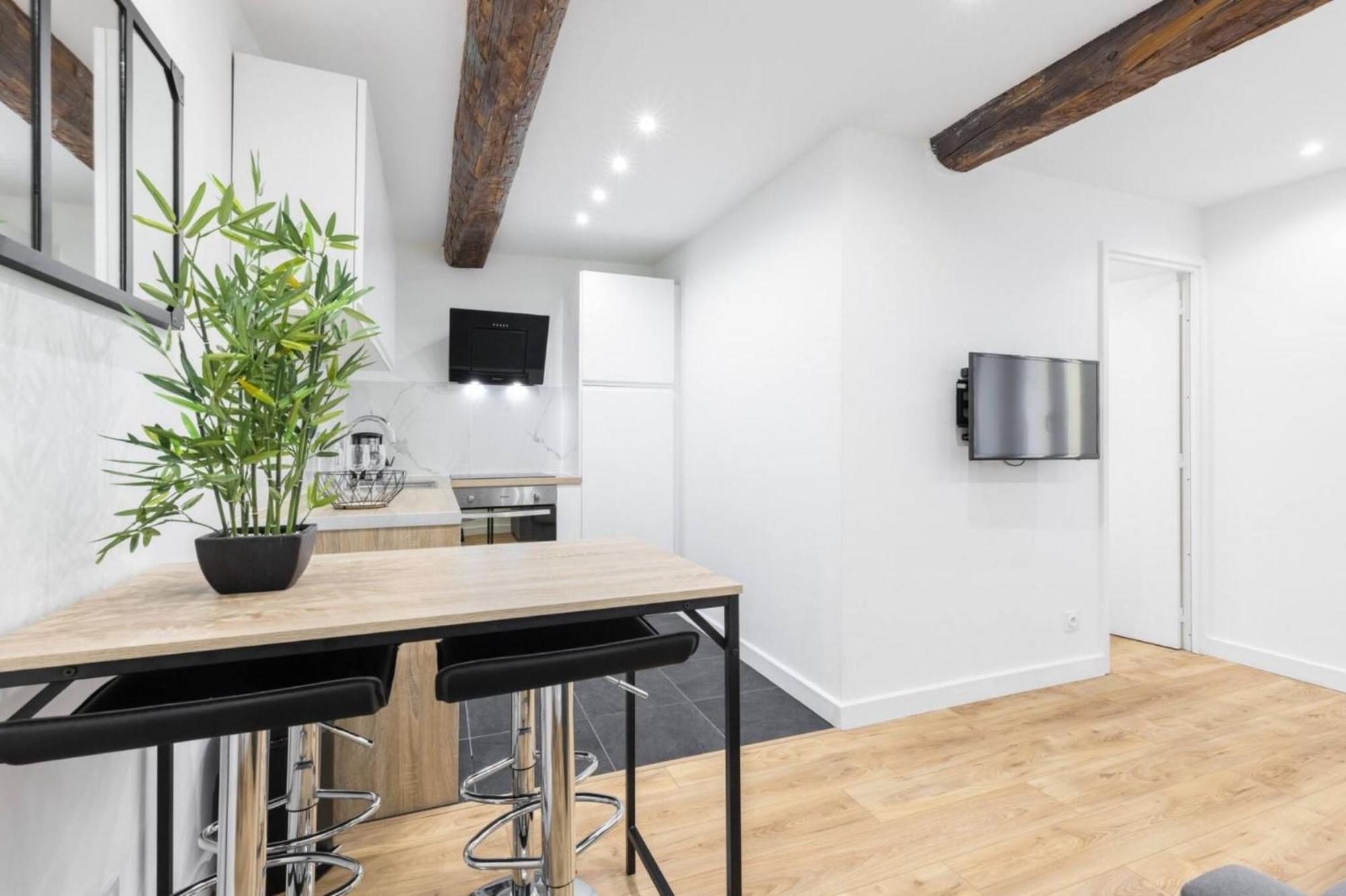 Apartment Petit 2 Pieces Dans La Vieille *