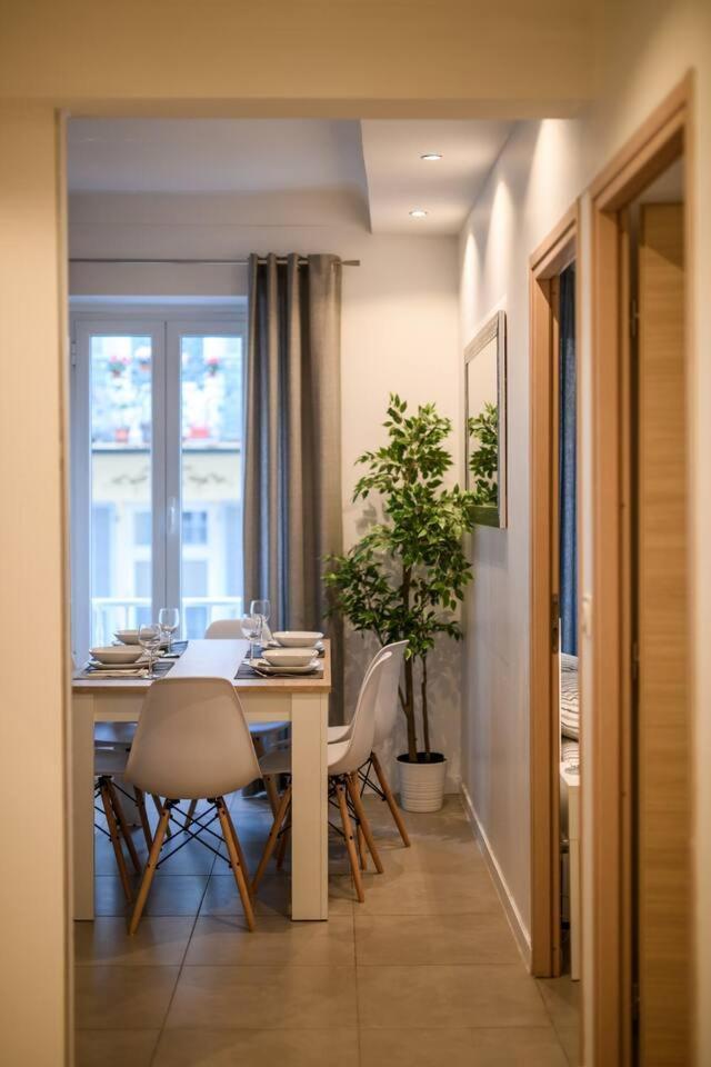 Apartment Le Trendy, Plein Centre Avec Climatisation *