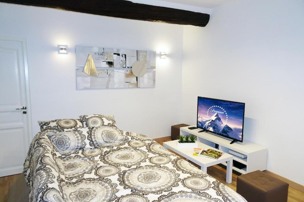 L'authentic, Charme Dans La Vieille Avec Climatisation Apartment