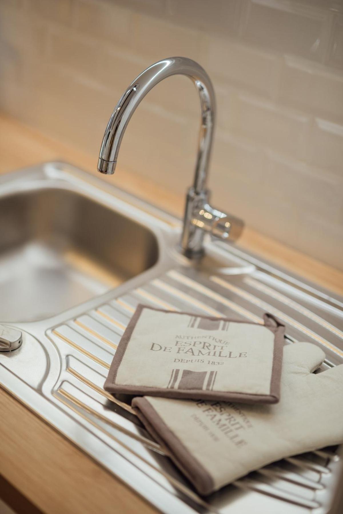 Apartment L'authentic, Charme Dans La Vieille Avec Climatisation Nice