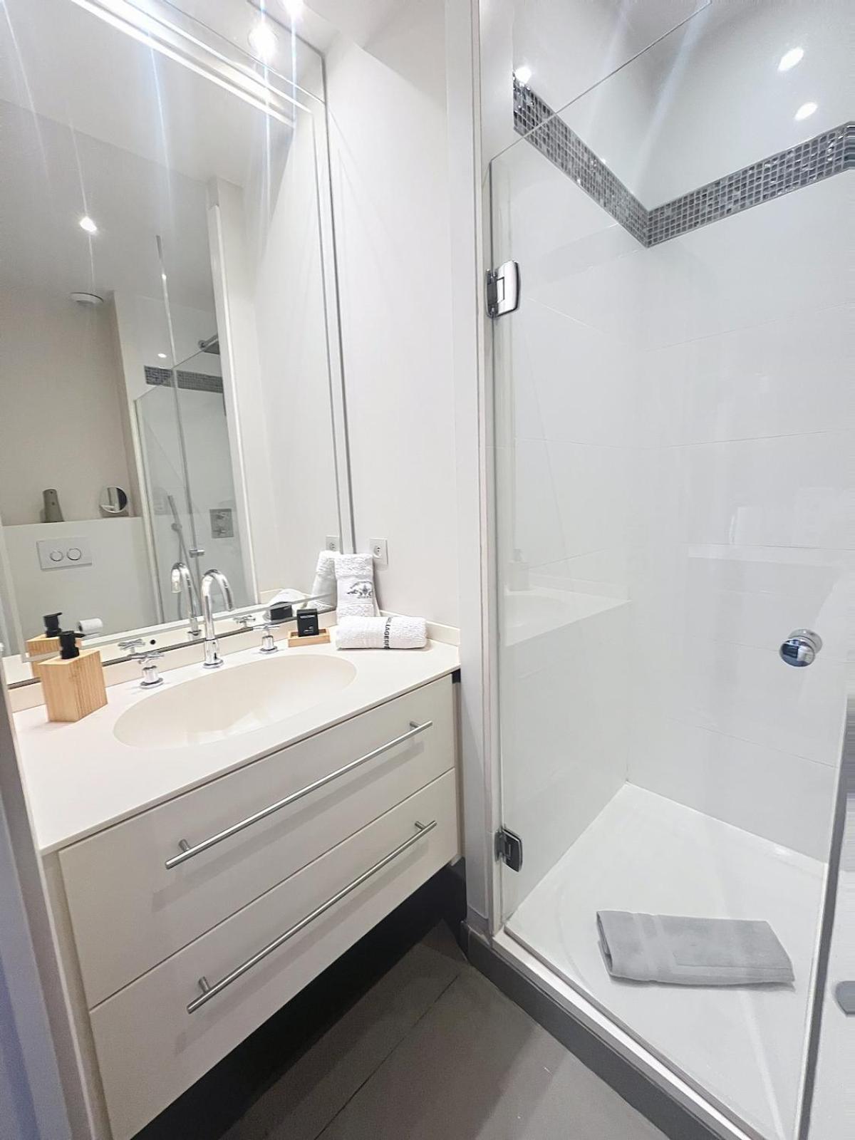 Center & Comfort Apartment