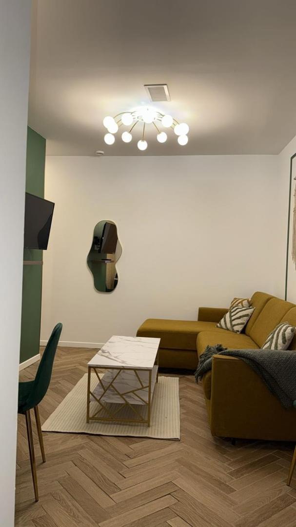 Moon 25 Apartment Nice