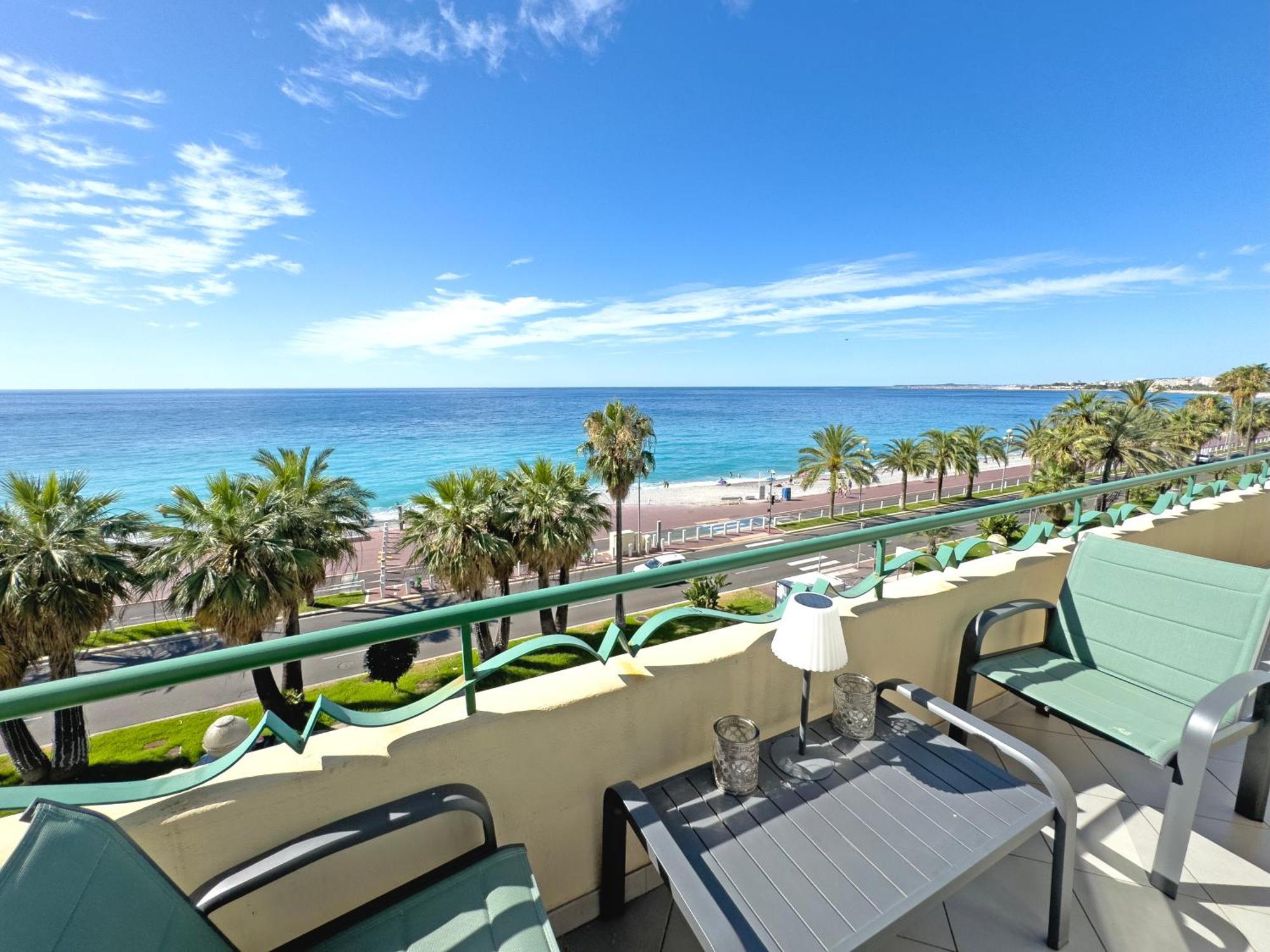 Apartment Derniere Etage Sur La Promenade! *