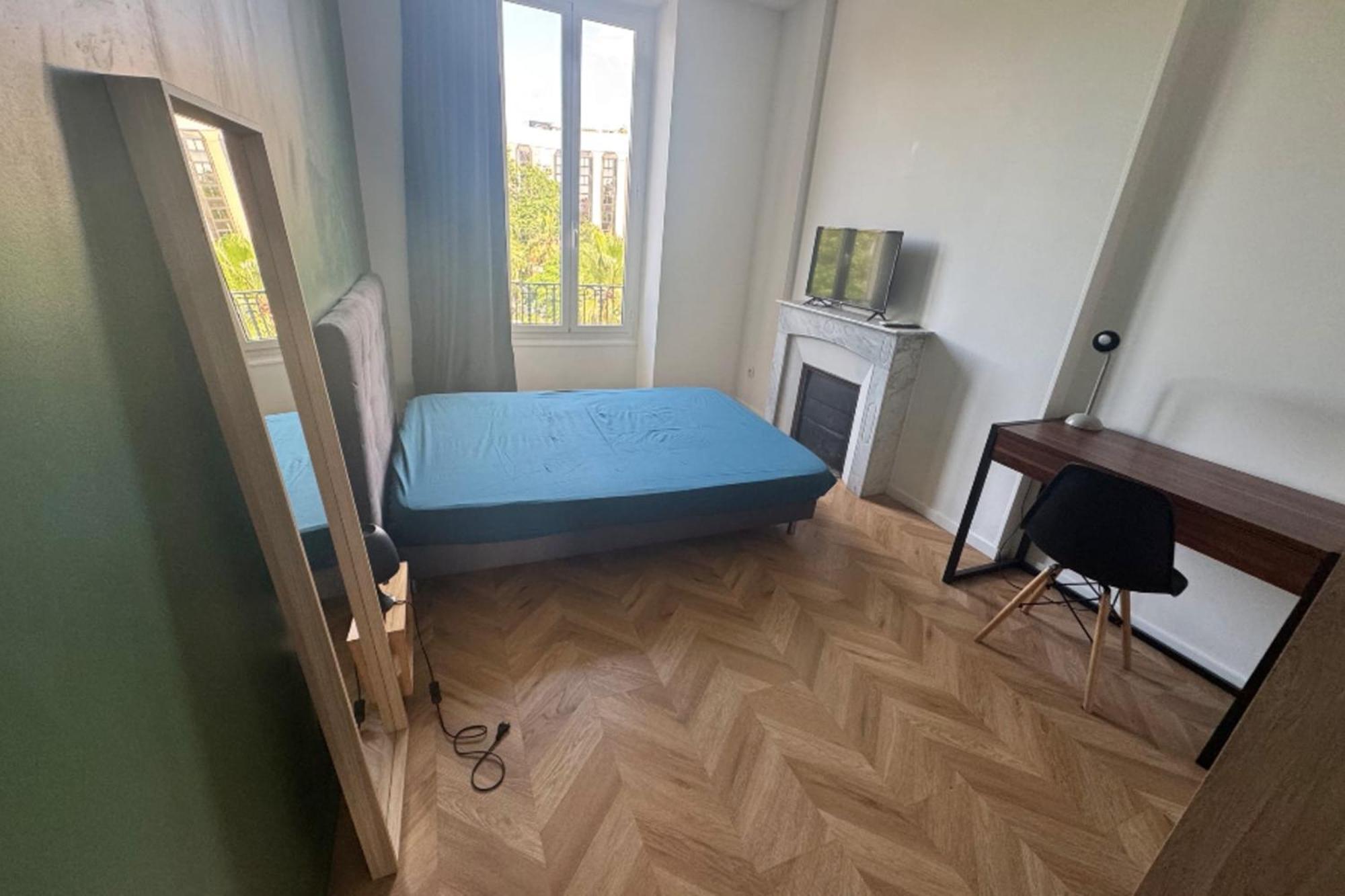 Charming For 6 Apartment *