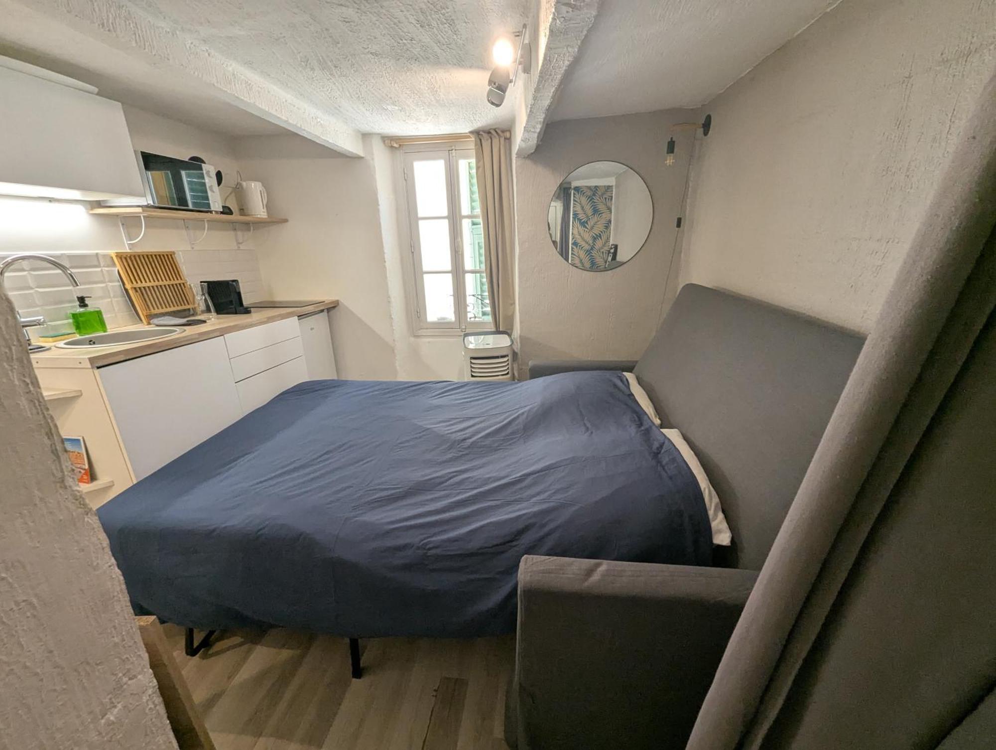 Apartment Calme & Climatise - Quartier Du Vieux-nice Anime Proche Plages & Restos