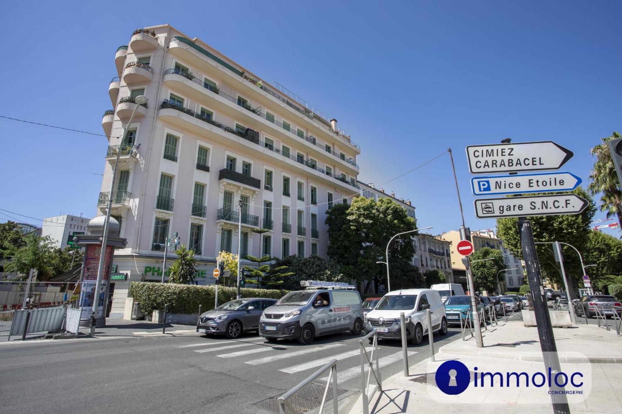 Air-conditioned In The Carabacel District