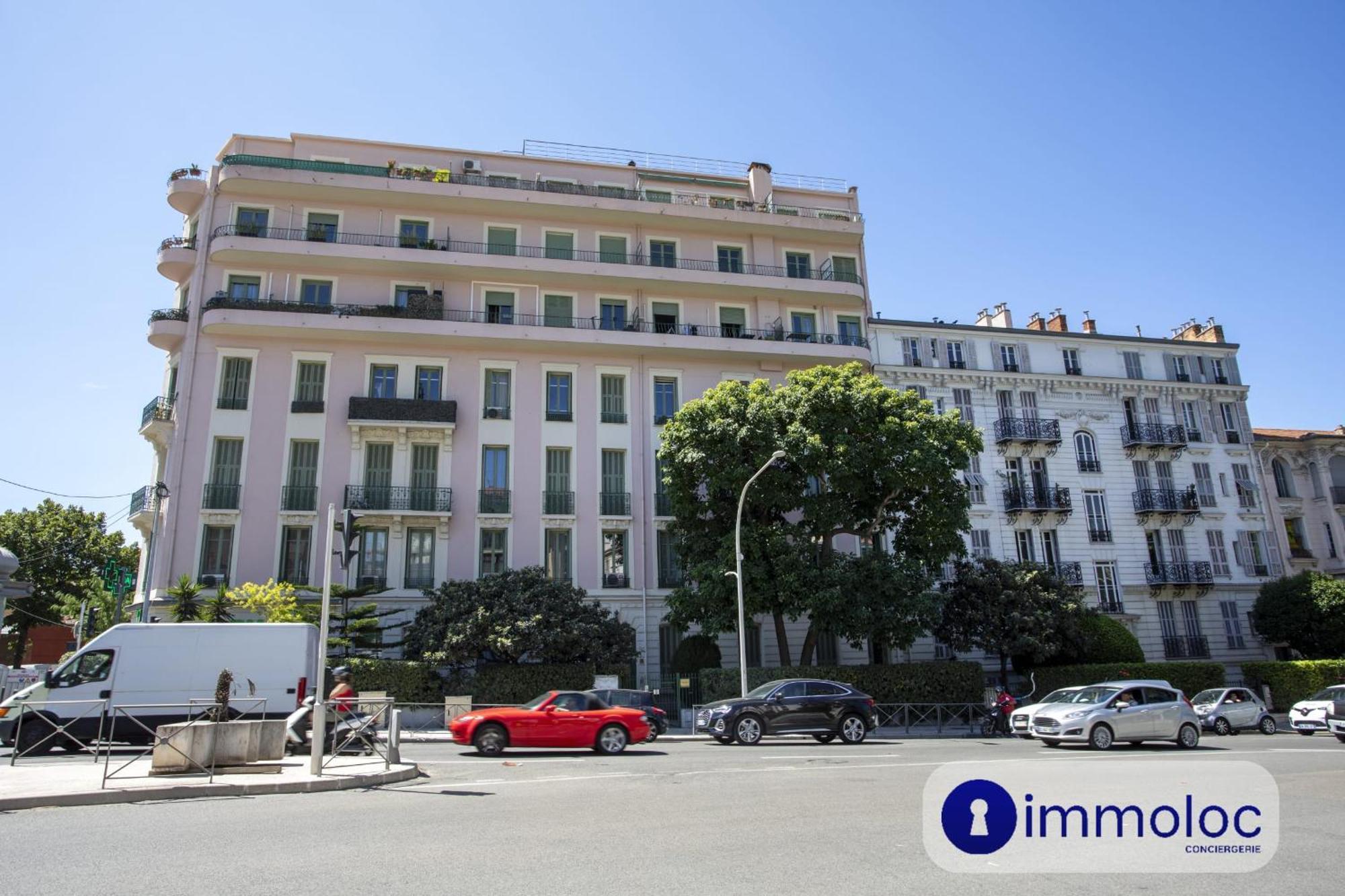 Air-conditioned In The Carabacel District