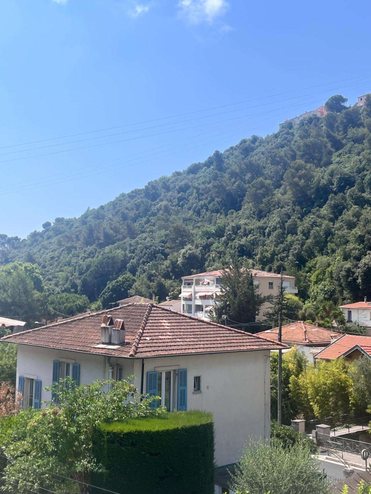 De Maison Nicoise - Calme, Charme Et Vu Degagee Sur Les Collines Apartment