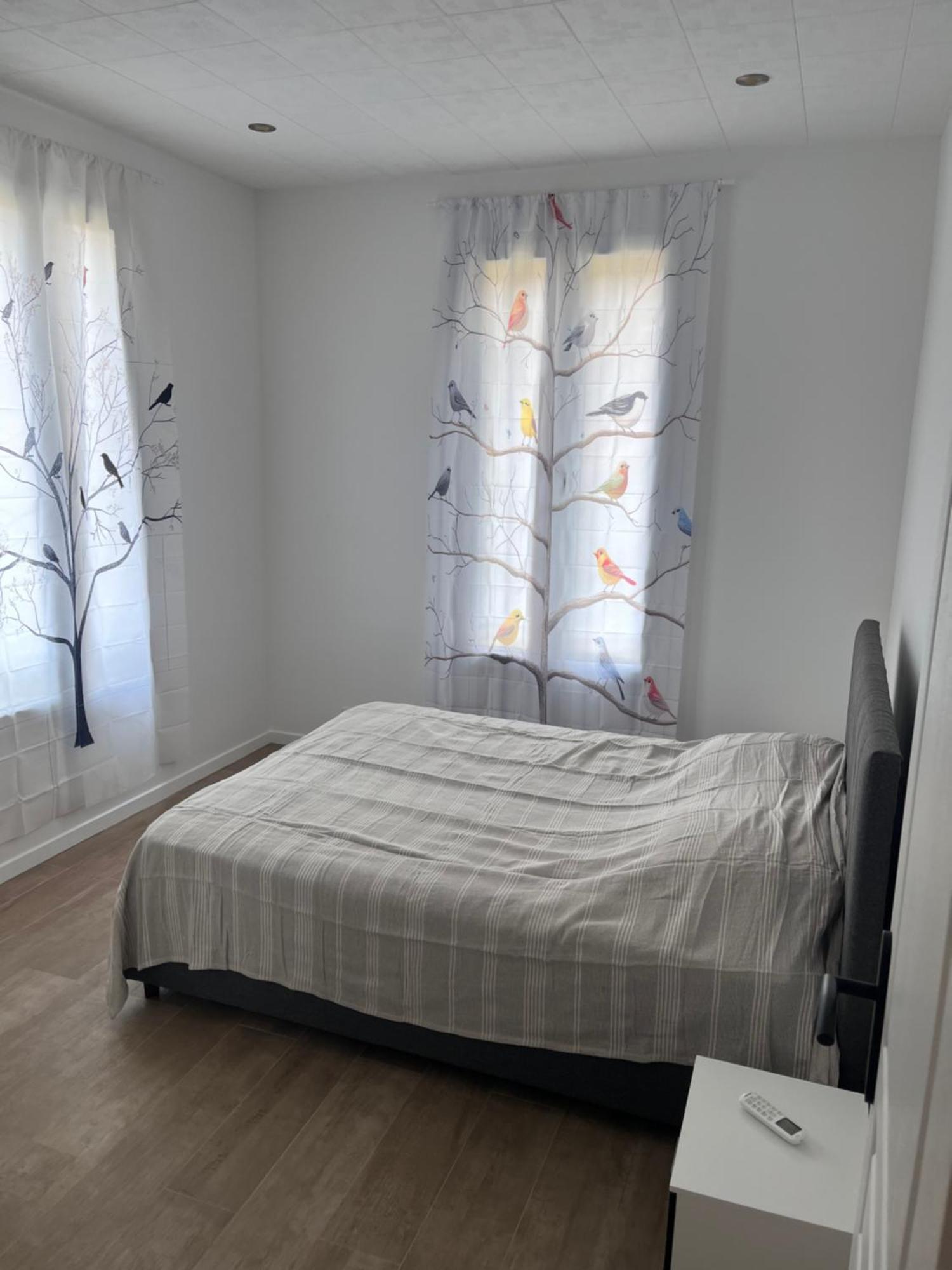 Apartment De Maison Nicoise - Calme, Charme Et Vu Degagee Sur Les Collines