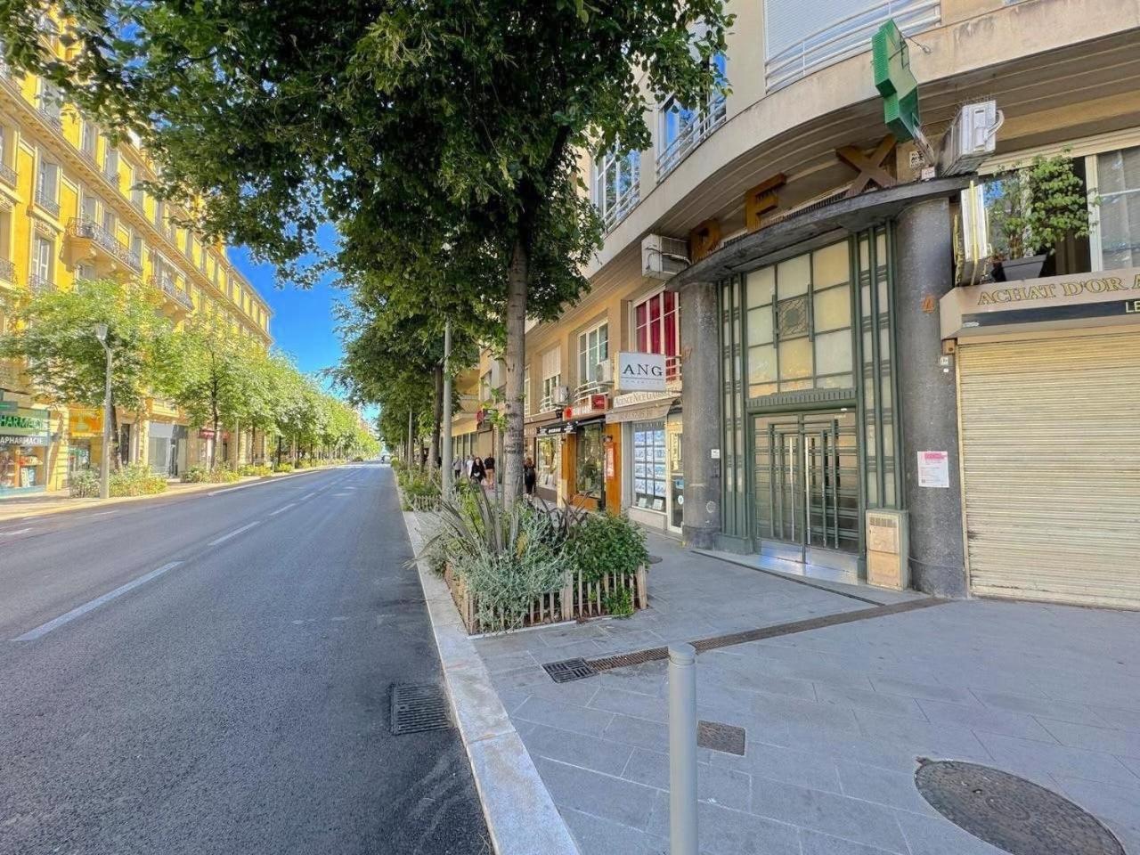 2 Pieces 600m 1km De La Gare Apartment