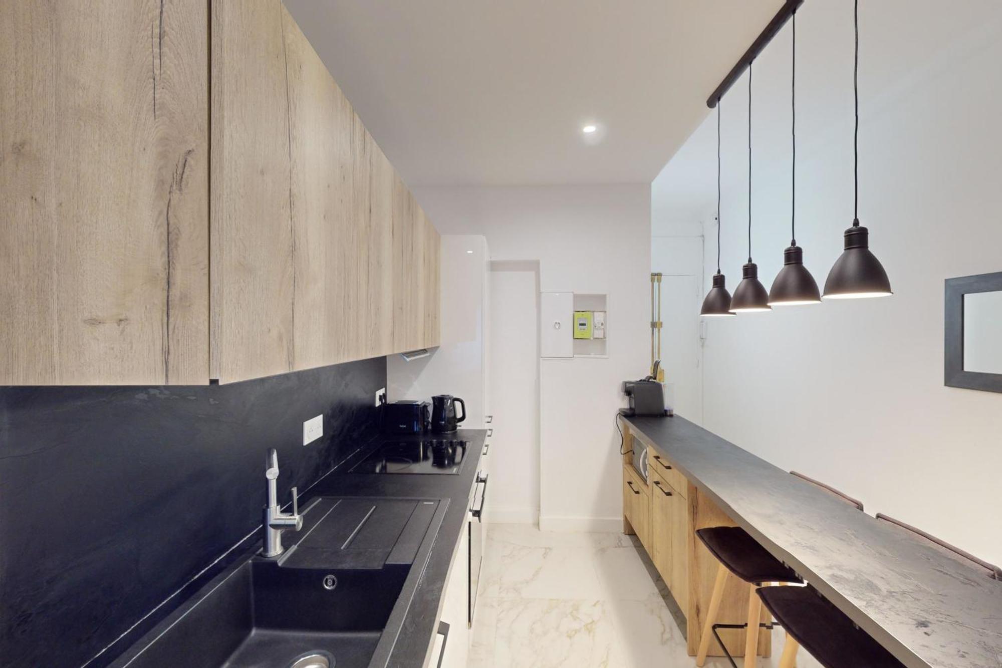 Bright Air-conditioned Flat In The Centre Nice