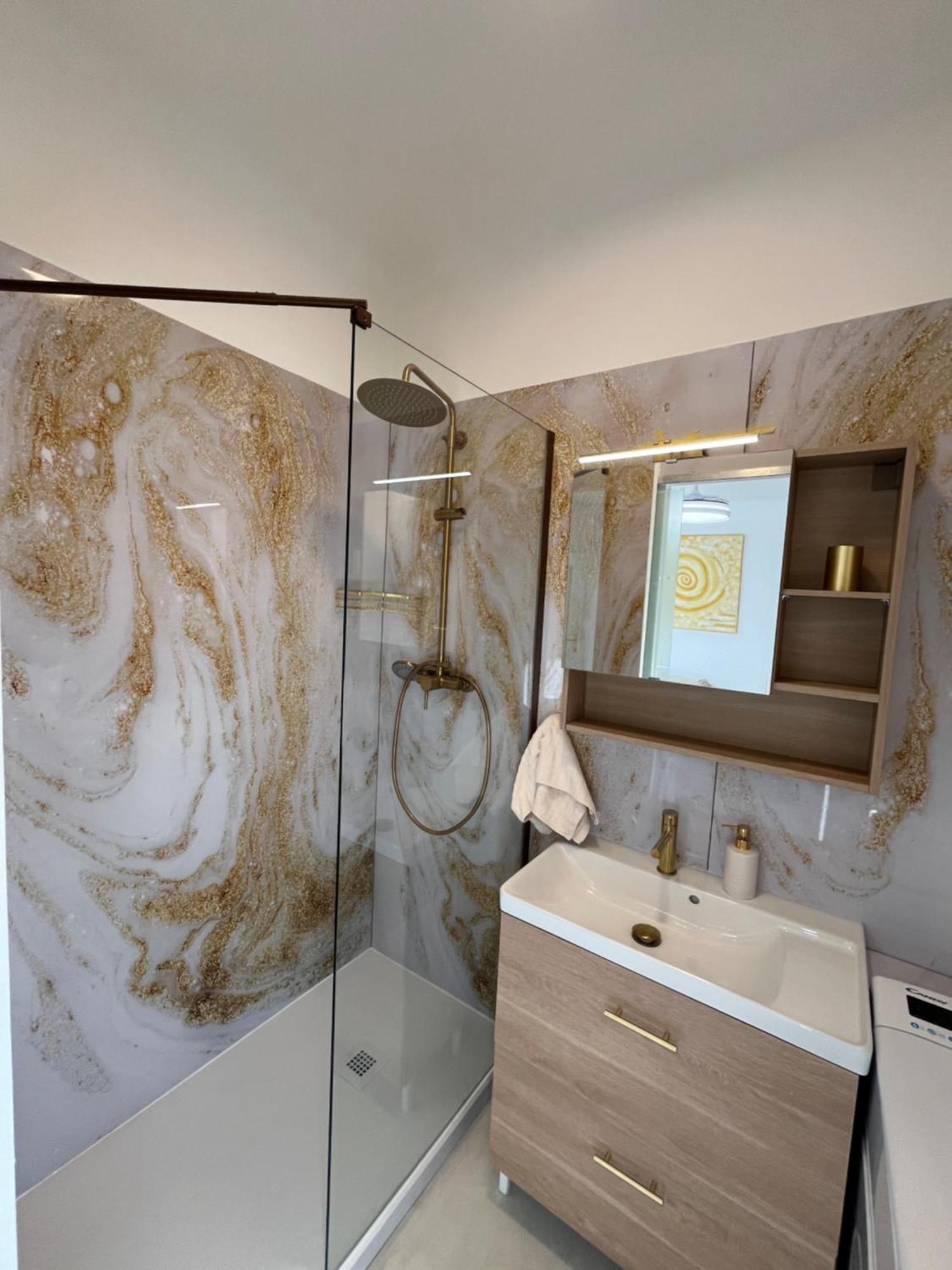 Lumineux Et Spacieux Avec Balcon Proche Garibaldi