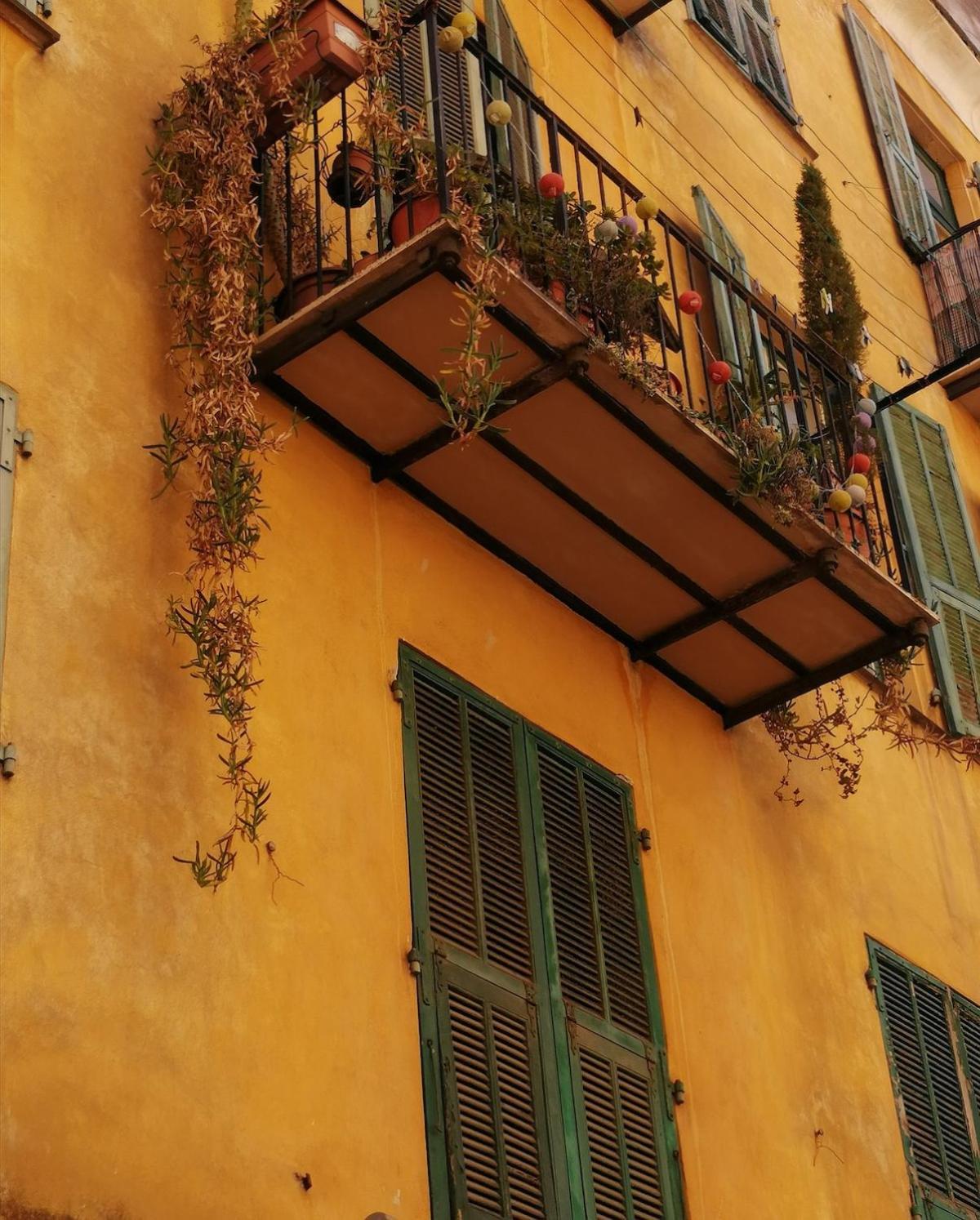 Bohemian Style And Luminous Balcony Apartment Nice