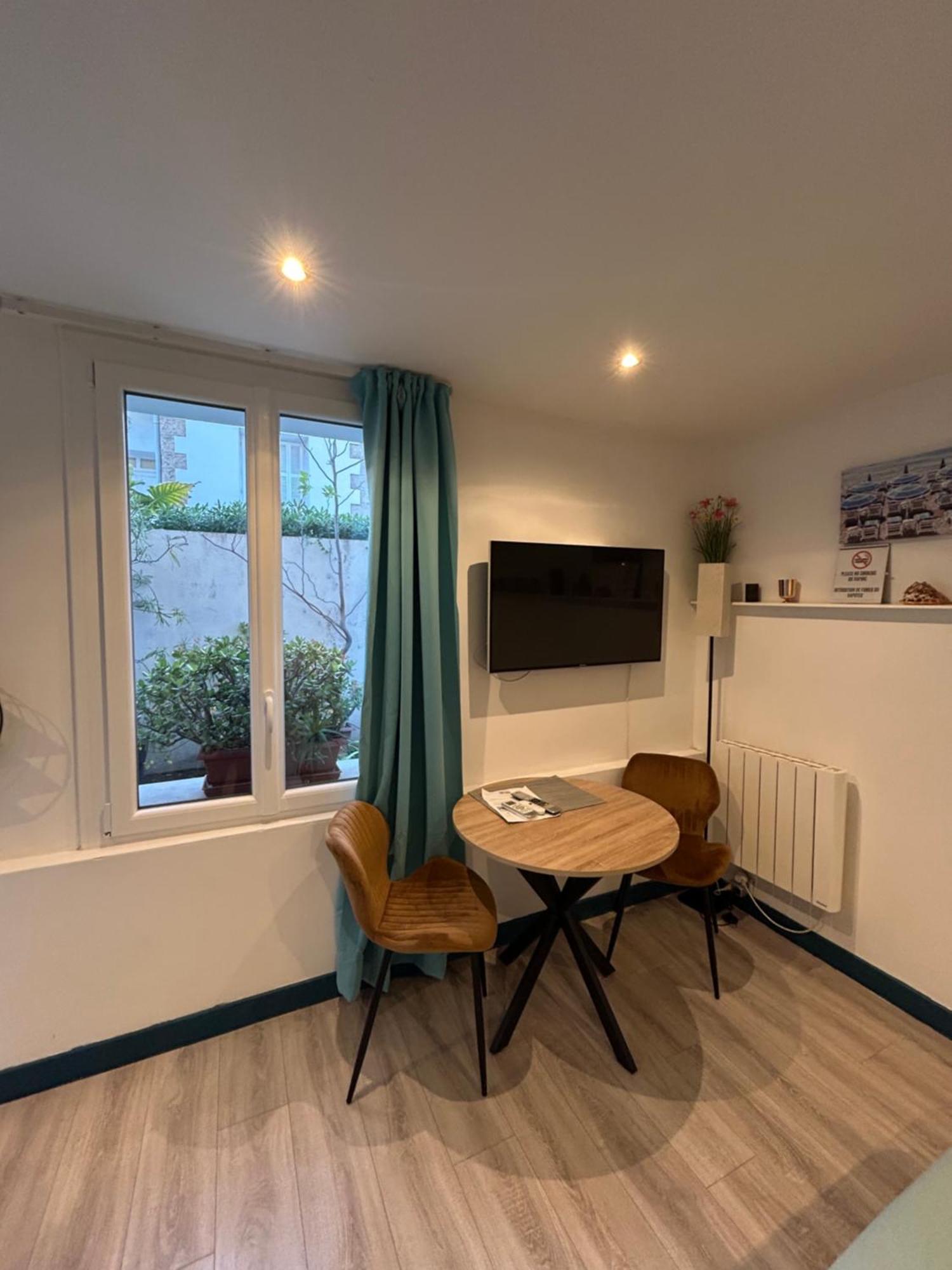 Bed & Breakfast Mon Reve Apartements 3*