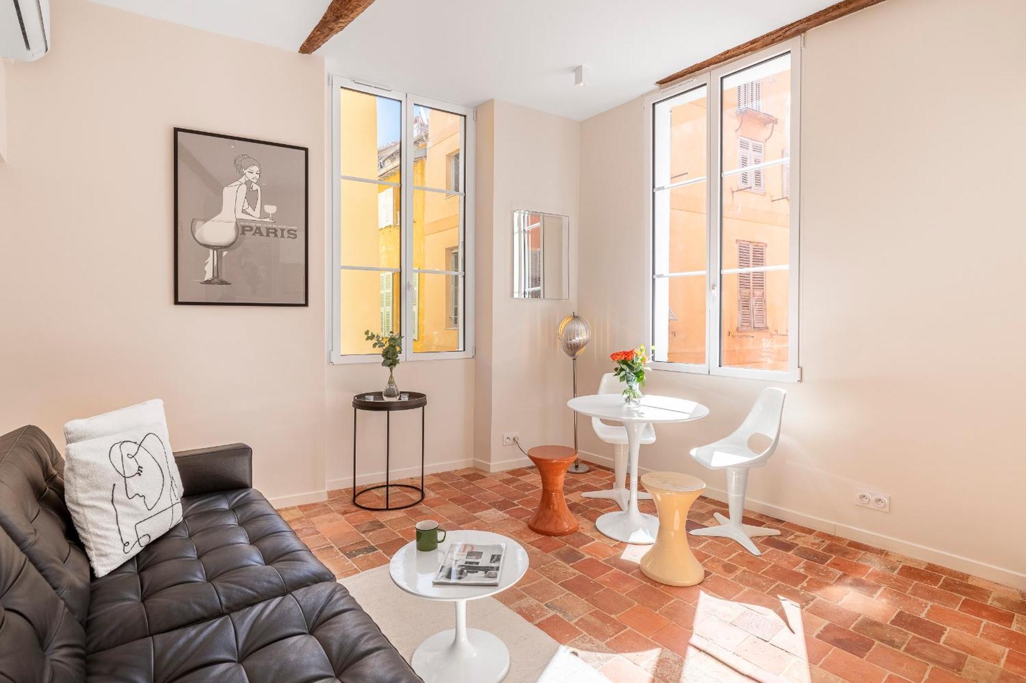 Apartment New Vieux A Cote De La Ac *