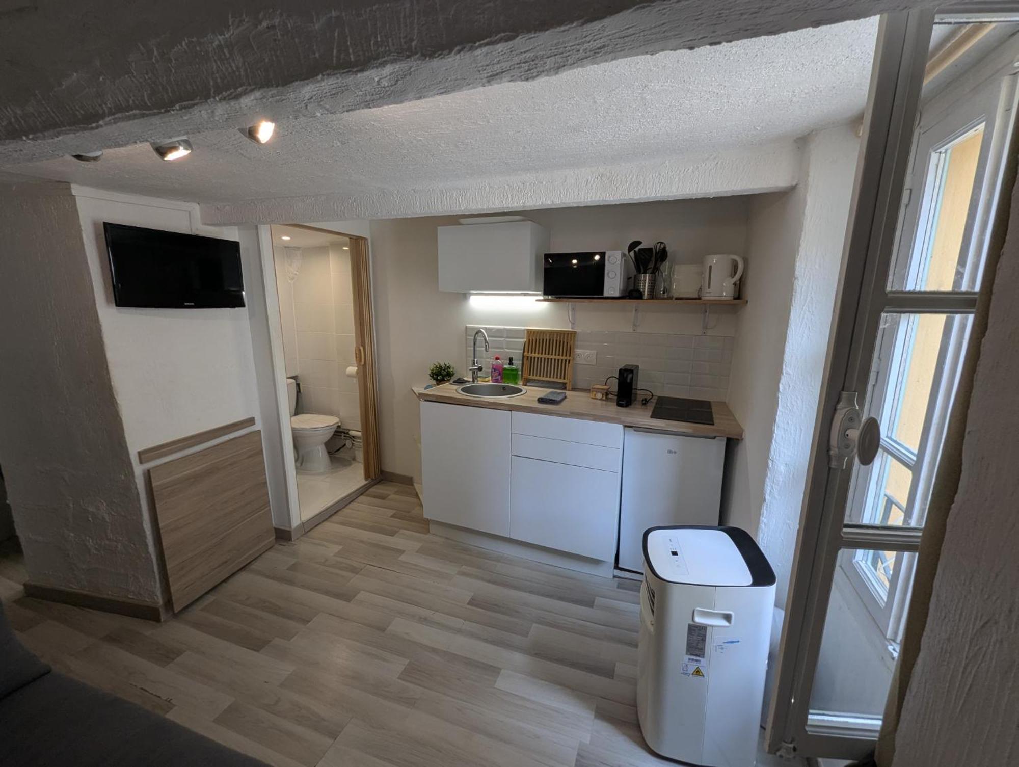 Calme & Climatise - Quartier Du Vieux-nice Anime Proche Plages & Restos *