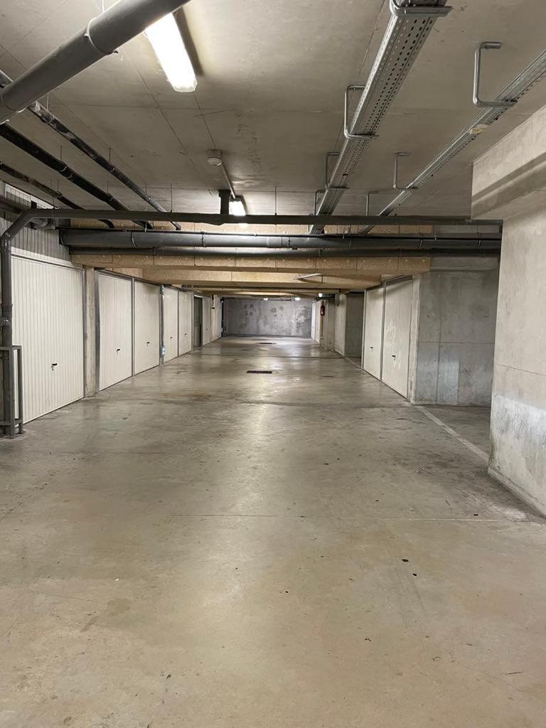 Modern Flat Apartment