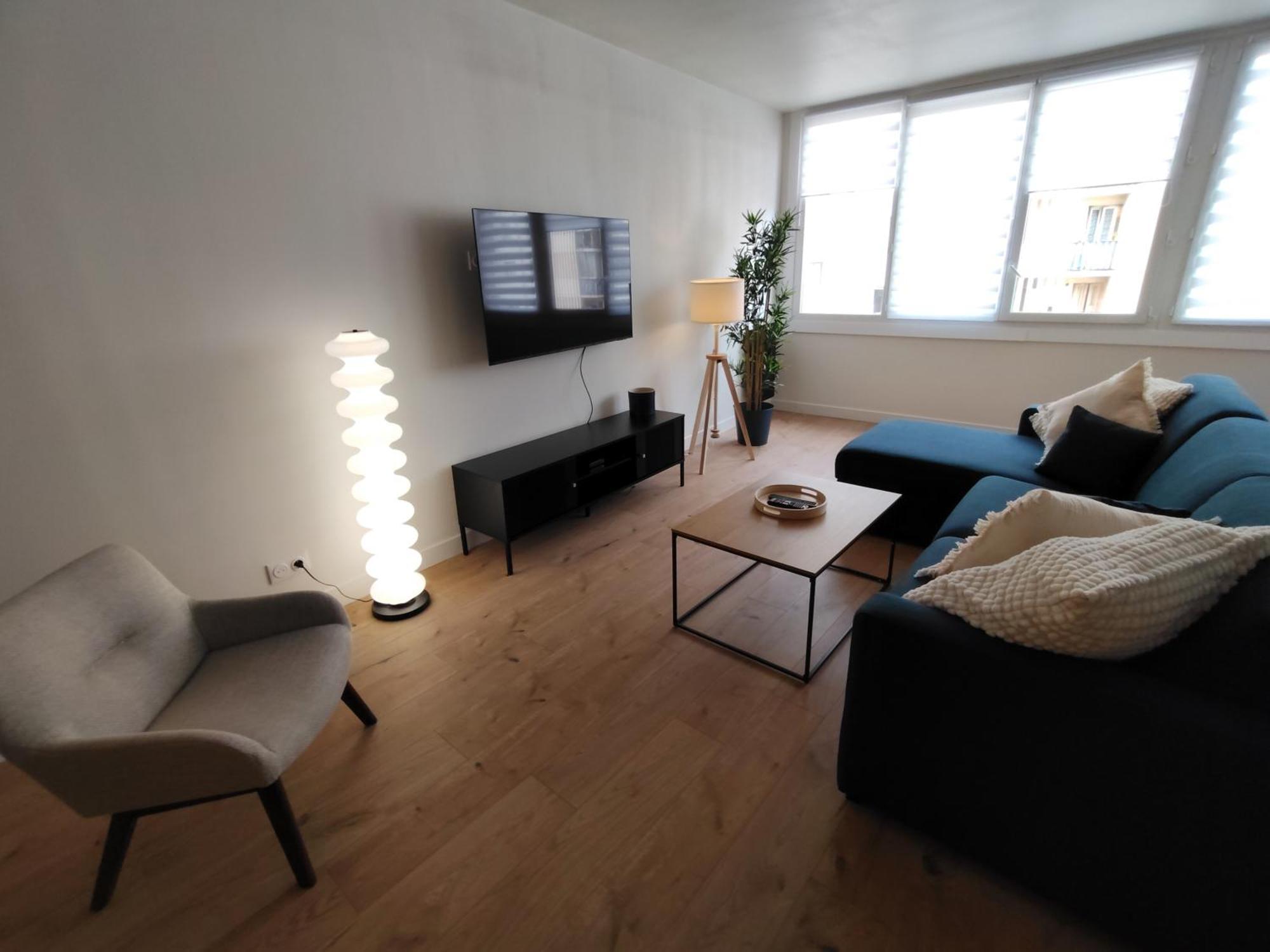 Grand Ideal Famille, Proche Plage, Bon Emplacement Pour Visiter La Cote D'azur Nice