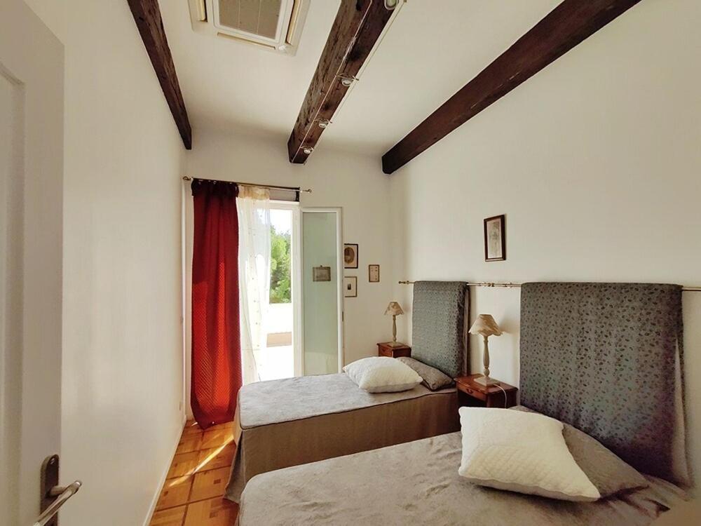 Magnifique Sur Les Collines De Nice, 6 Pieces, Clim, Barbecue, Sauna Et Hammam Villa