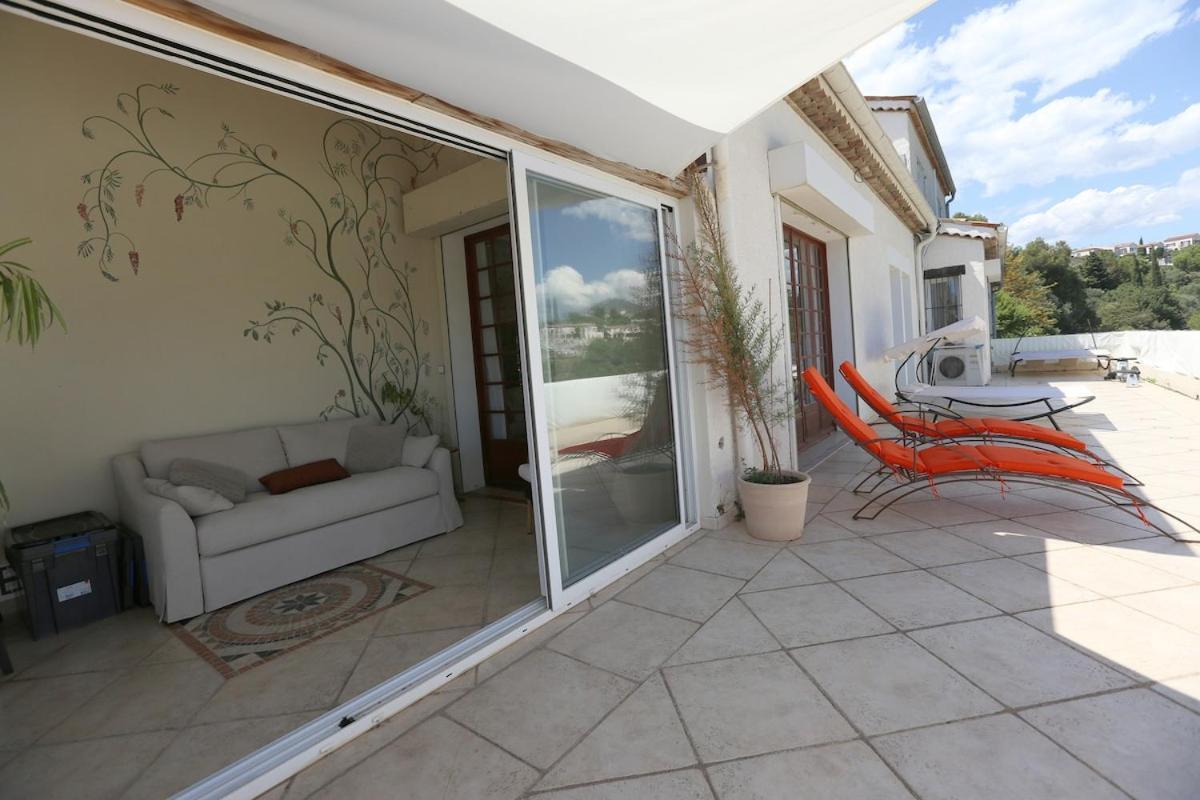Magnifique Sur Les Collines De Nice, 6 Pieces, Clim, Barbecue, Sauna Et Hammam Villa Nice