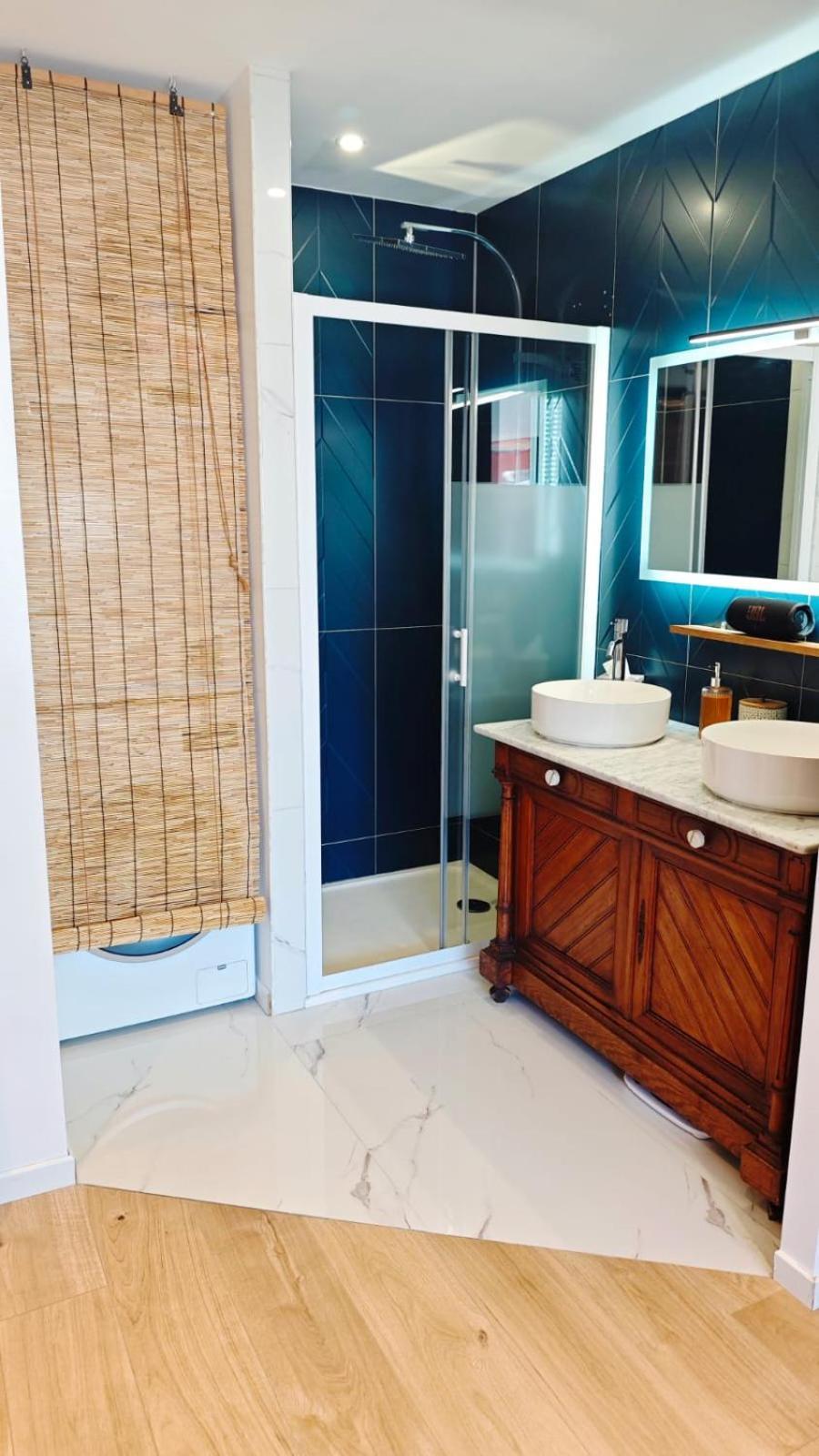 90m2, Climatise 3 Nice