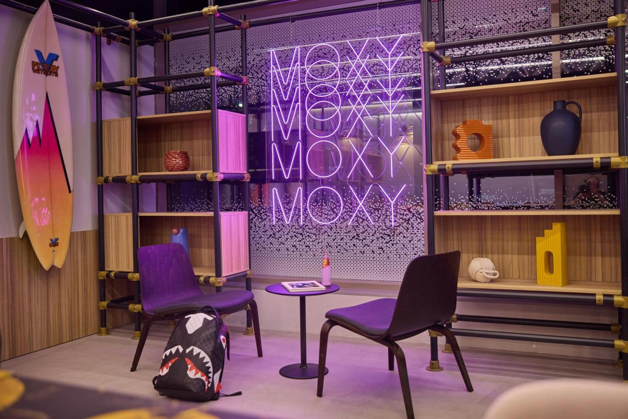 Moxy Nice