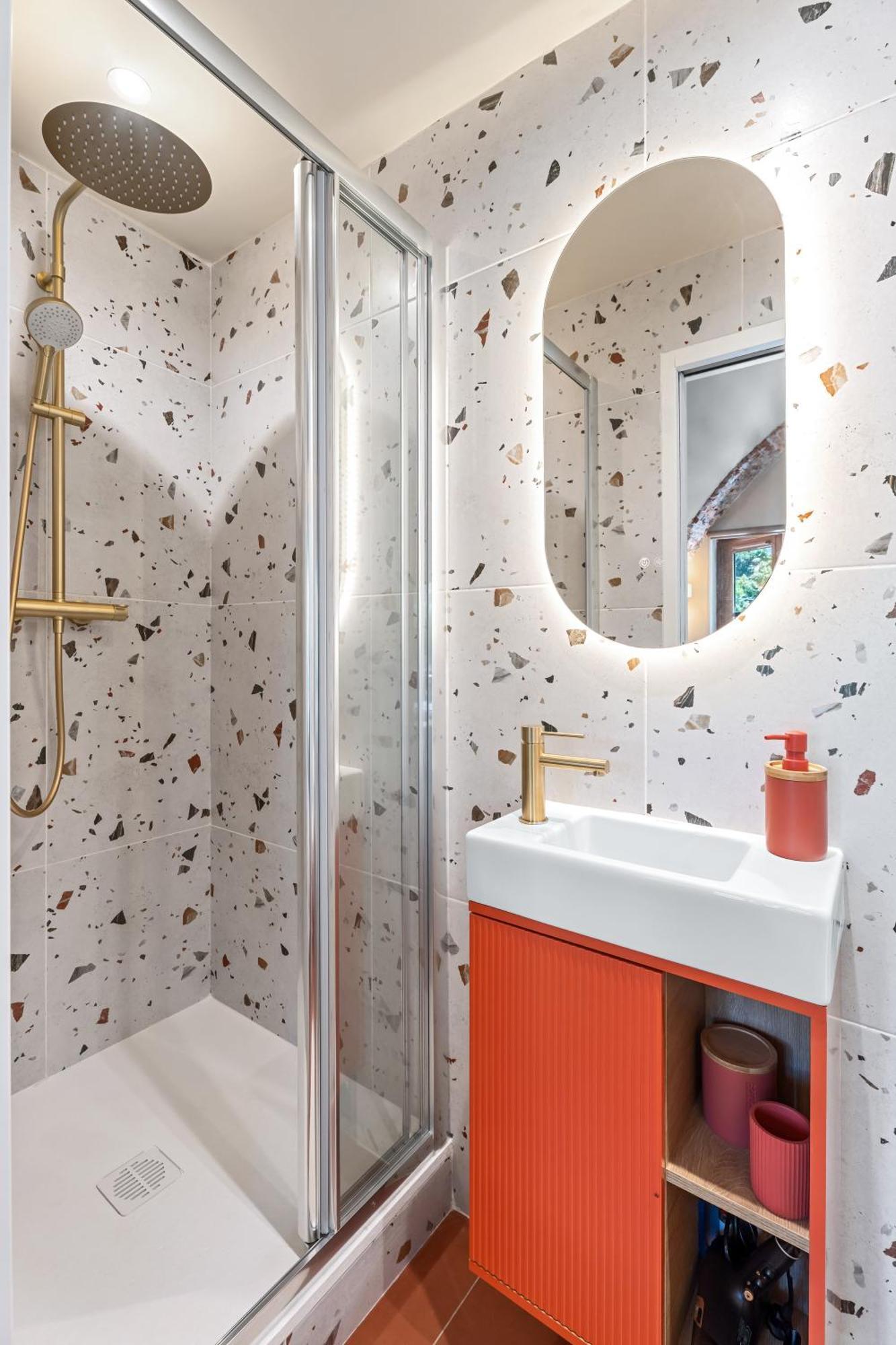 Apartment Renting - Crottib - Rare Pearl Typical Chic Massena & Sea Nice