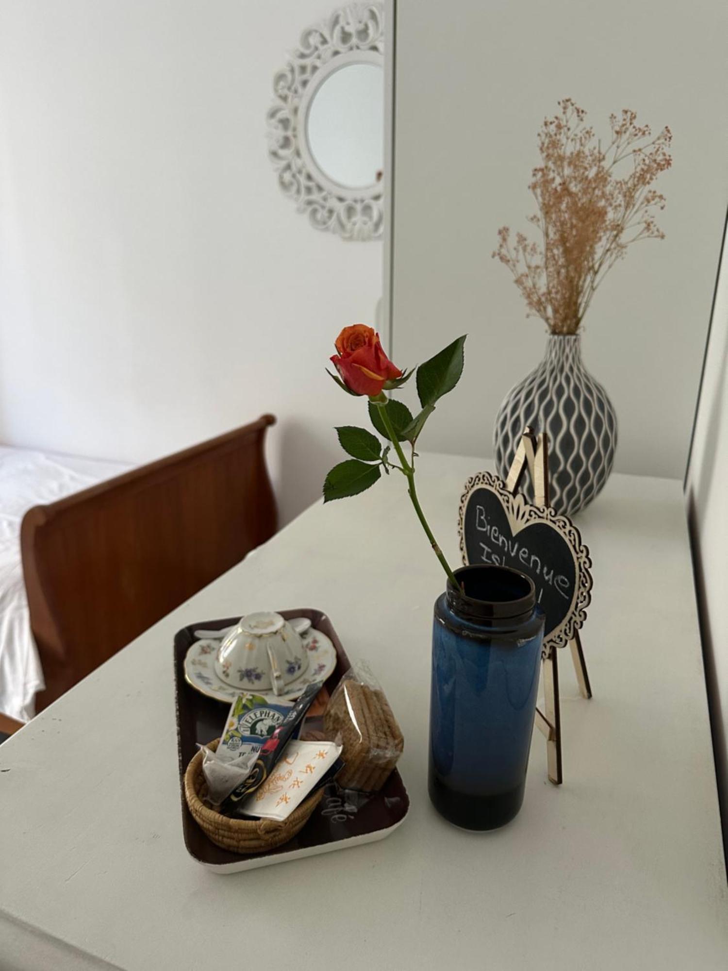 Entre Et Collines Homestay Nice
