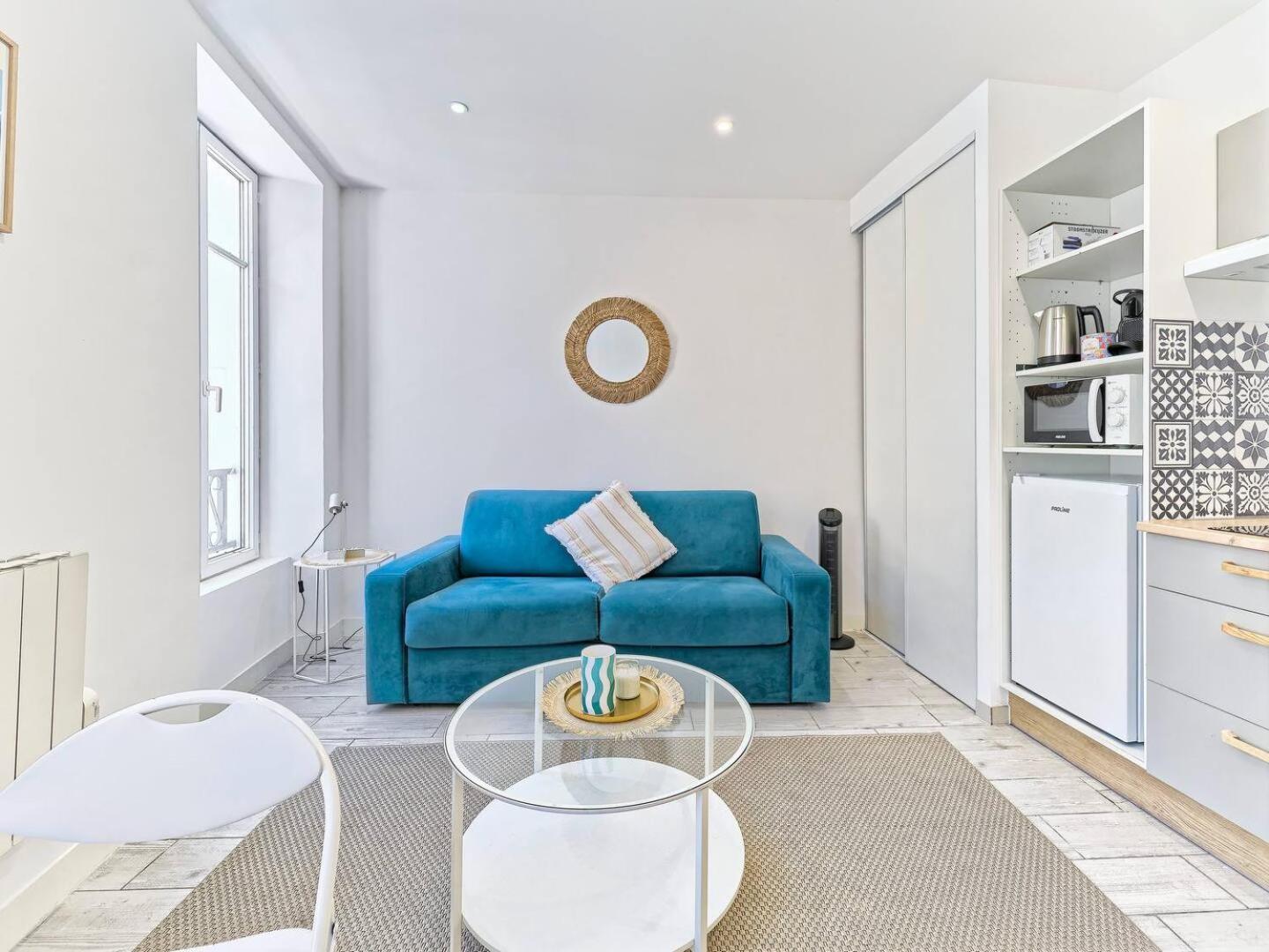 Hyper Centre - Wifi - * Nice